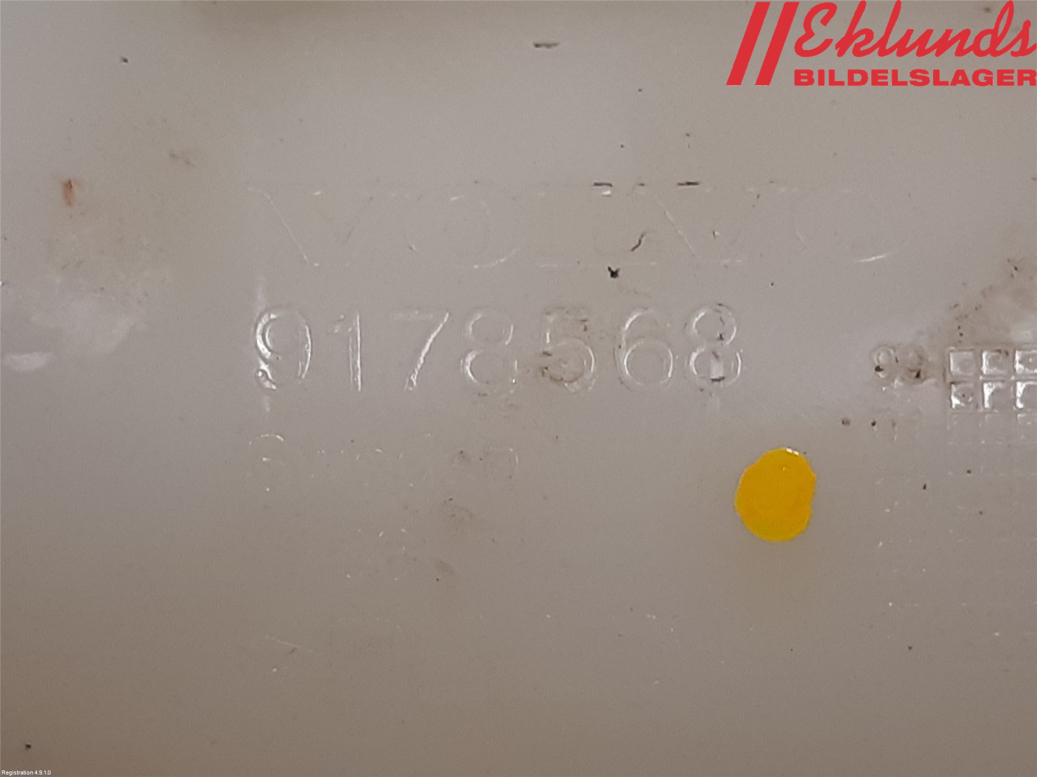 Volvo V70 00-04 Spolartank Påfyllningsrör