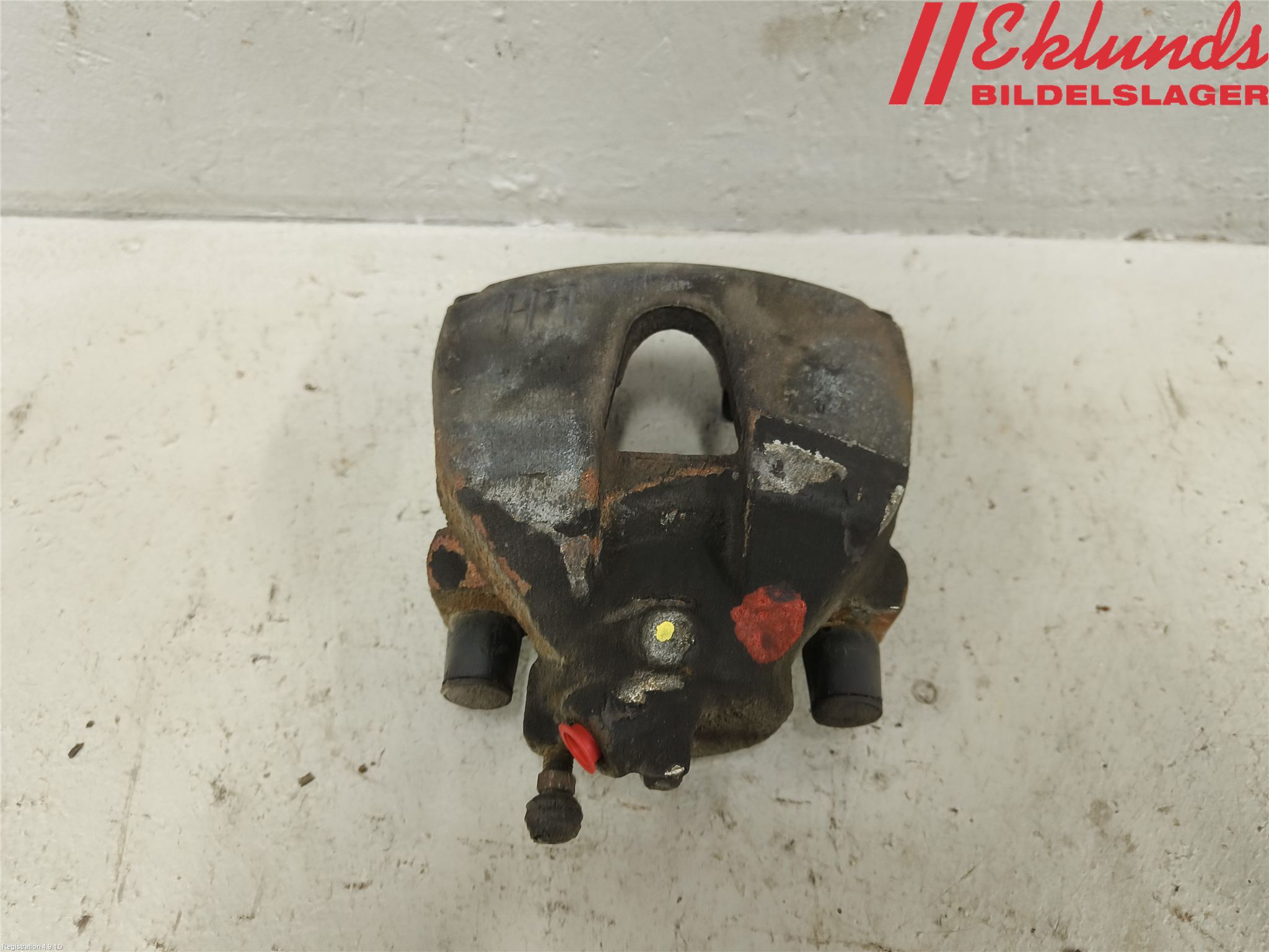 Ford KUGA 17-19 Bromsok Fram Vänster