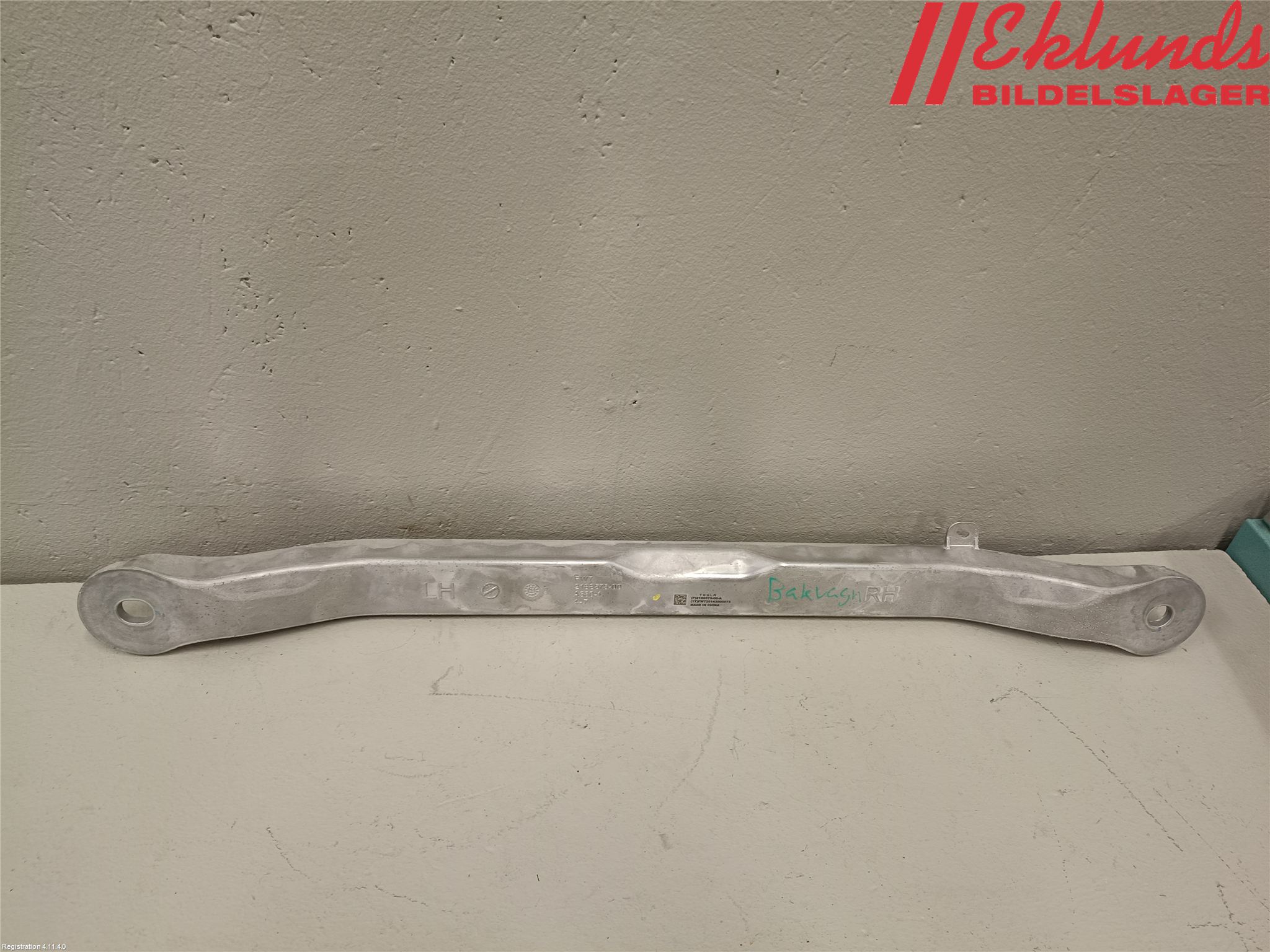 Tesla MODEL Y 21- Bakvagn Övrigt