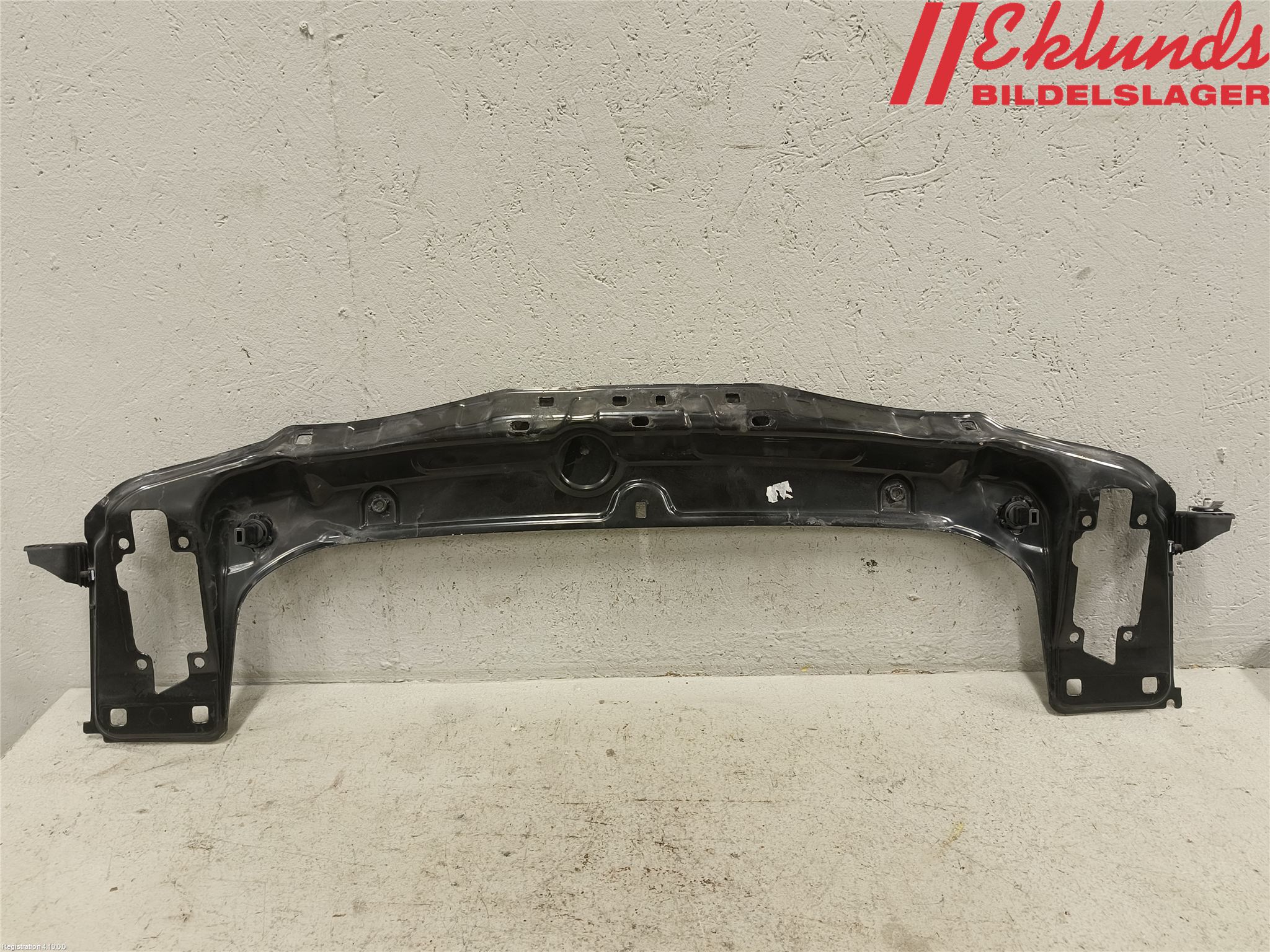 BMW 3 F30/F31/F80 12-19 Front Huvlåsplåt-Balk