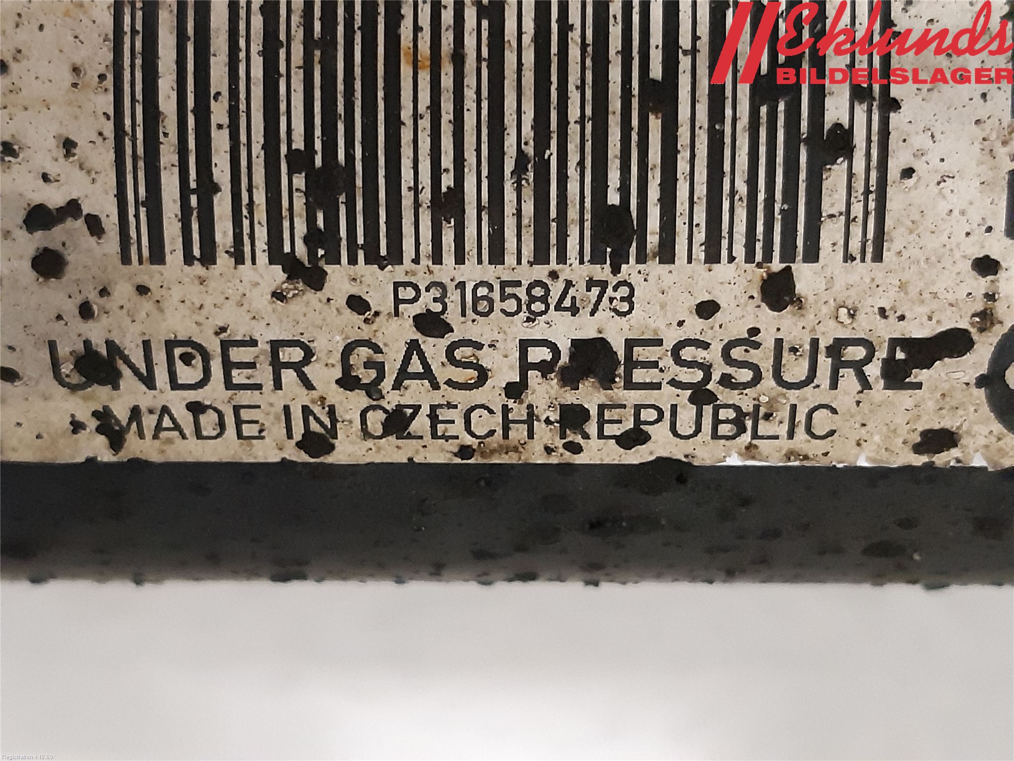 Volvo V60 19- Fjäderben Fram Höger