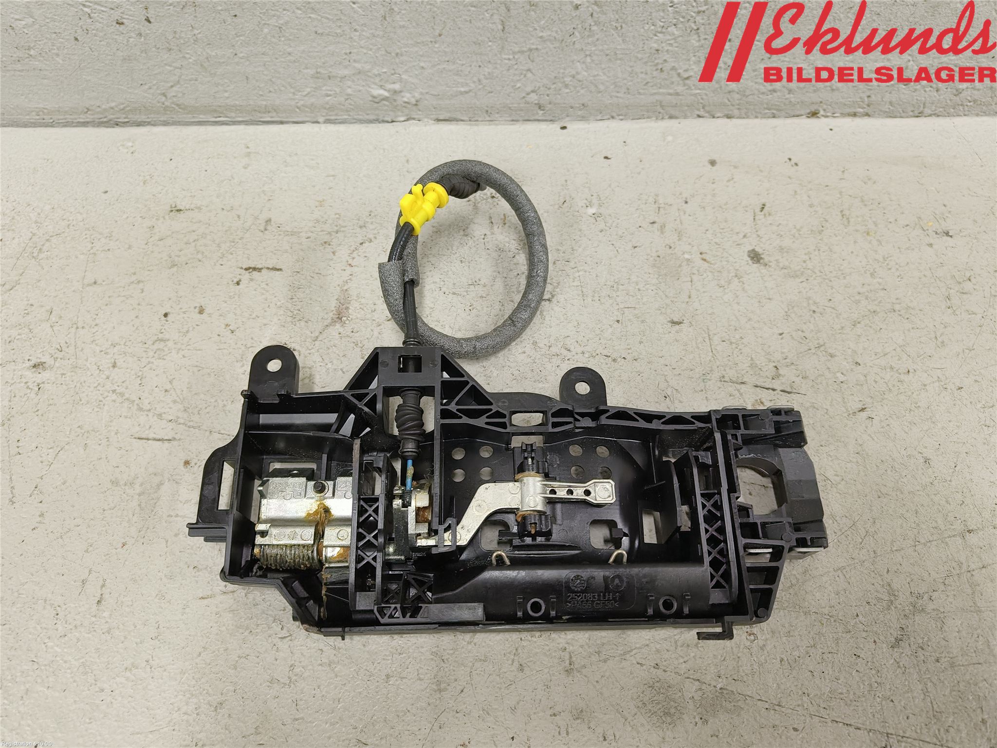 Audi A4/S4 B9 20- Dörrhandtag Yttre Vä