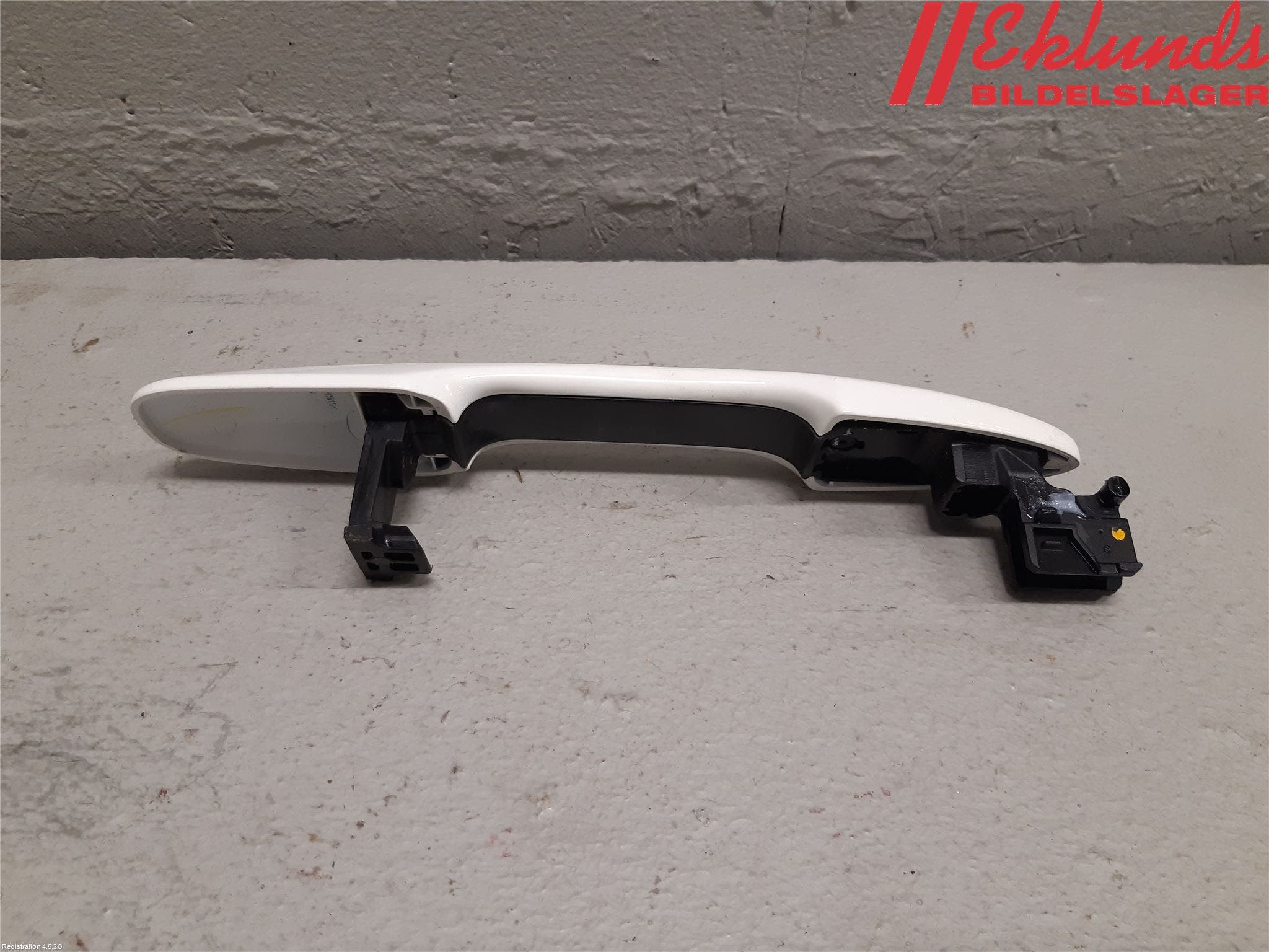 Toyota YARIS XP21 20- Dörrhandtag Yttre Hö