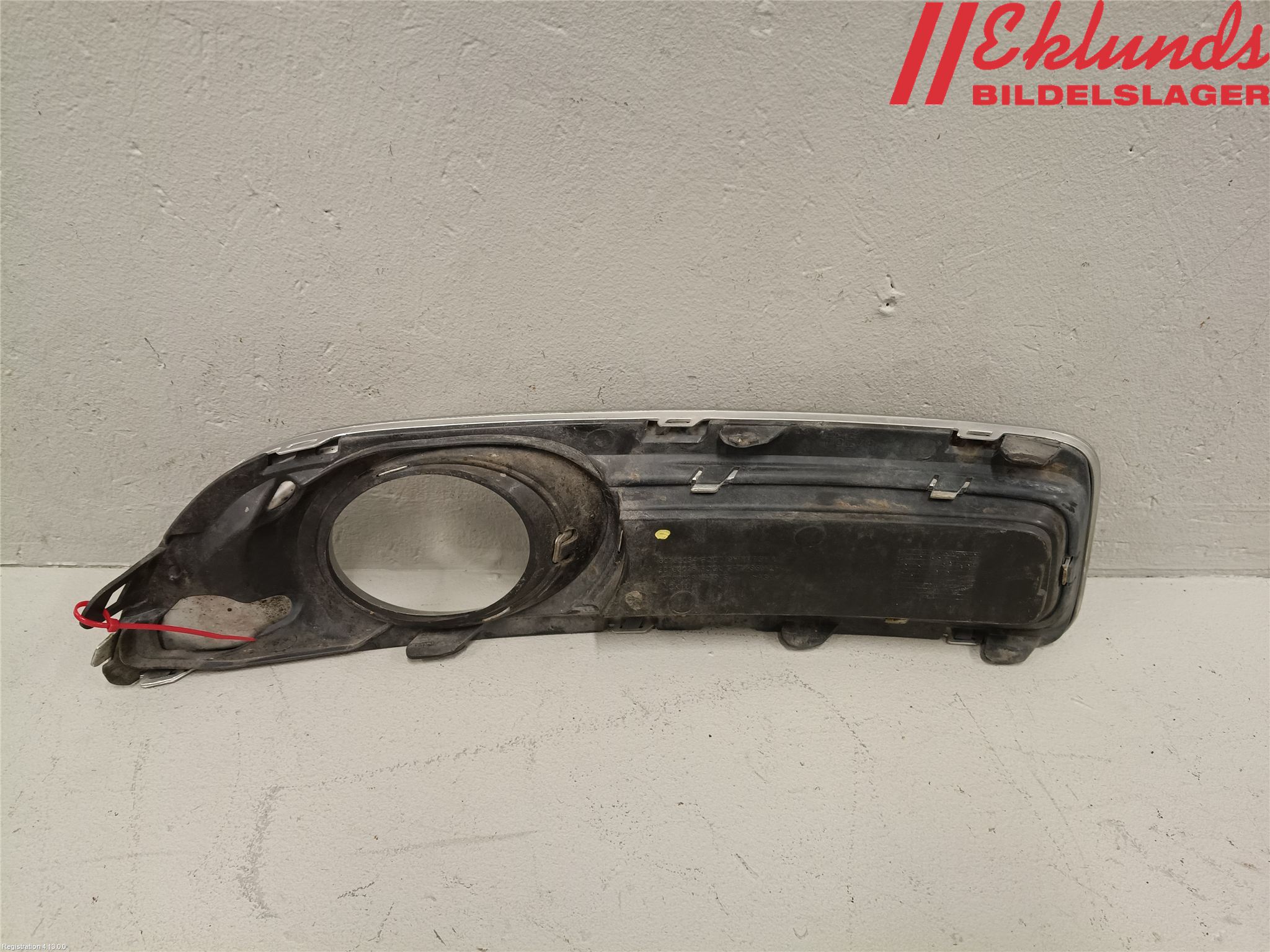 Volvo V70 08-13 Dimljussarg Fram