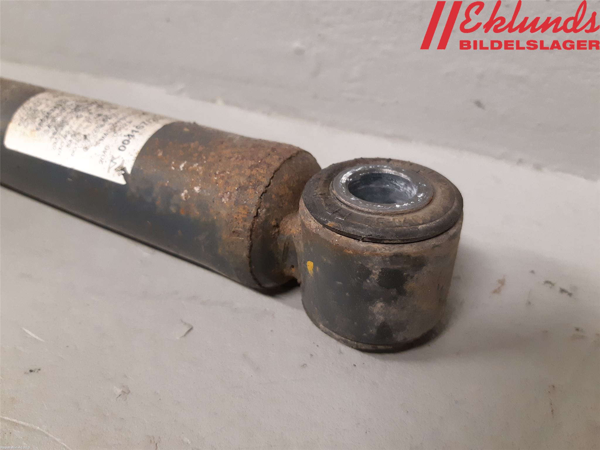 Iveco DAILY 14->> Stötdämpare Bak