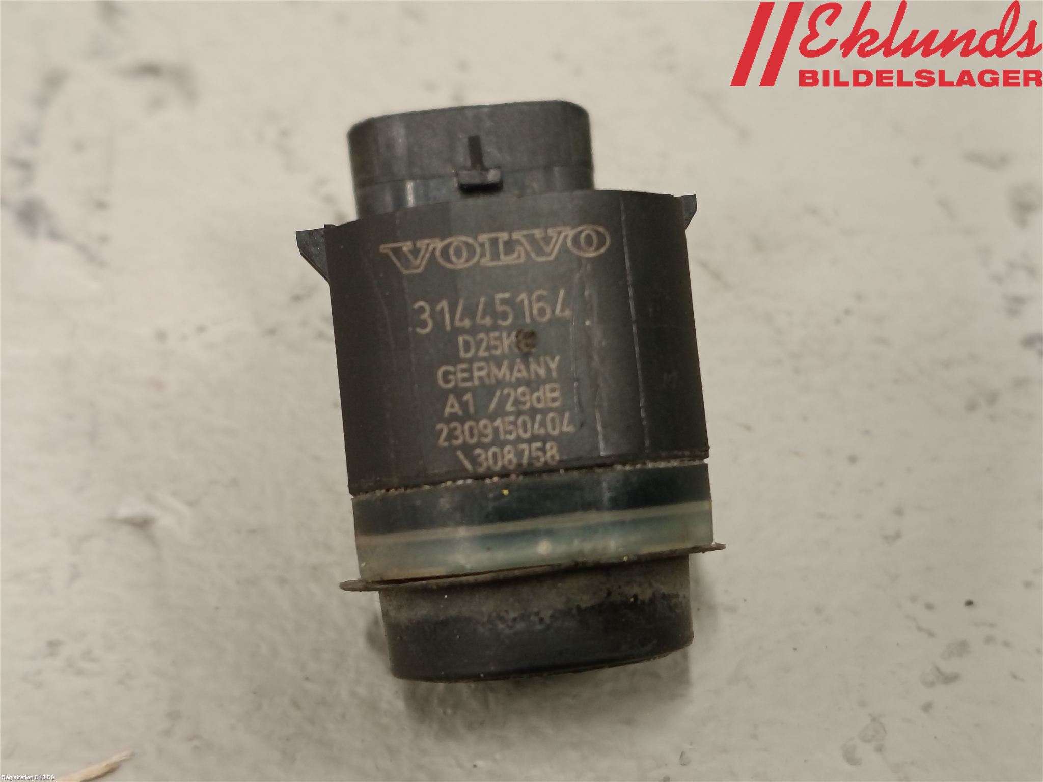 Volvo V70 14-16 Parkeringshjälp Frontsensor