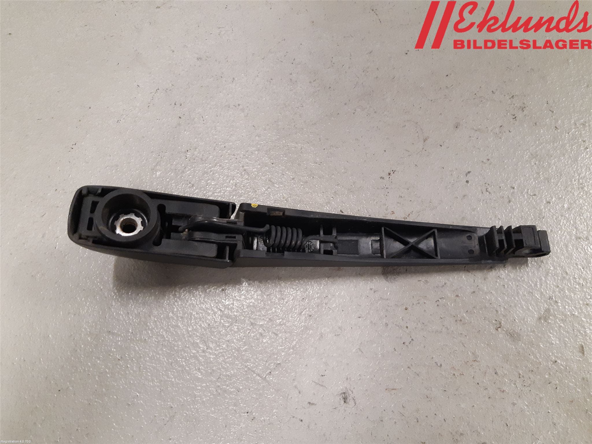 Toyota AURIS 13-19 Torkararm-Bakruta