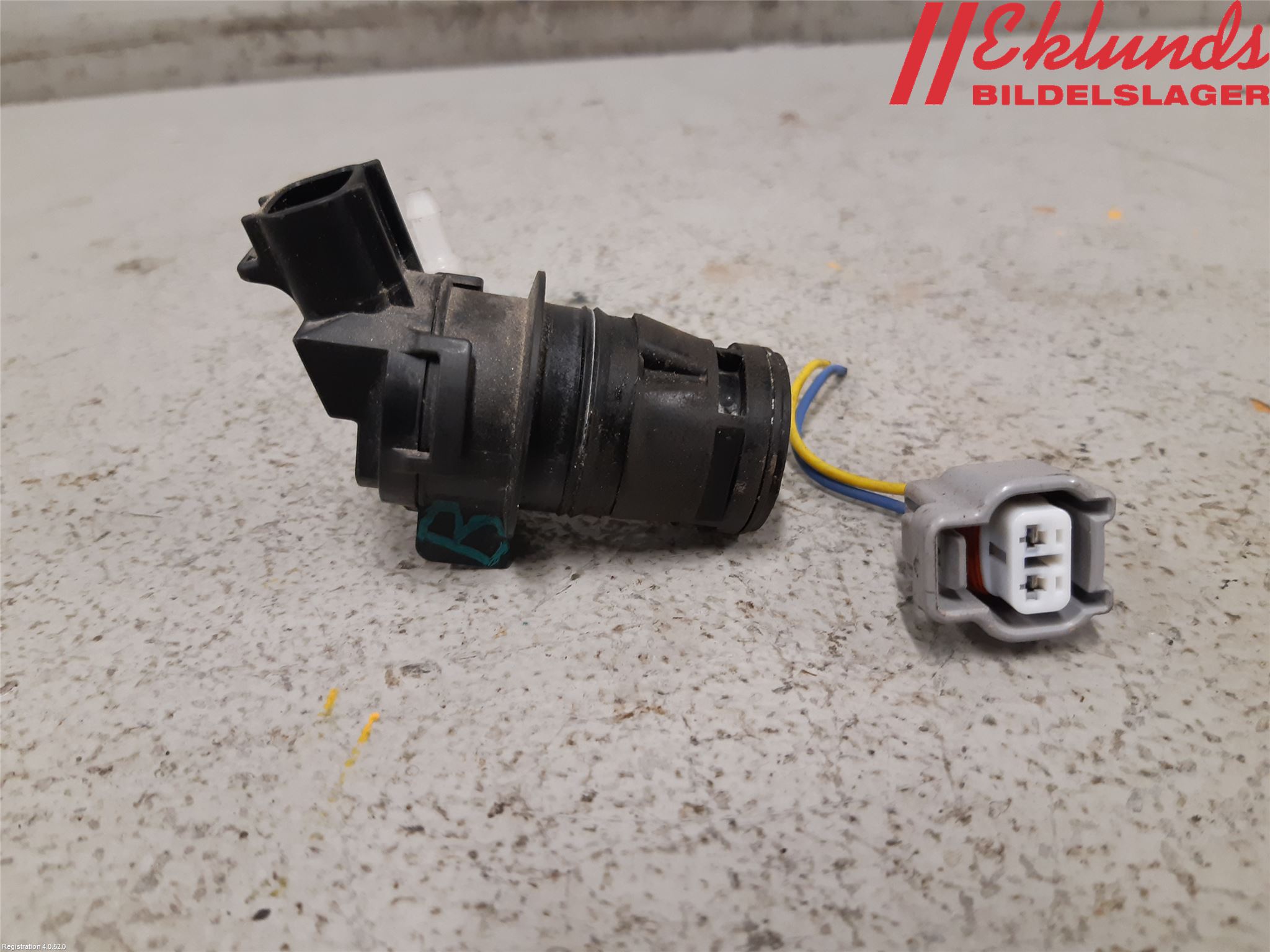 Toyota URBAN CRUISER Spolarpump Baklucka