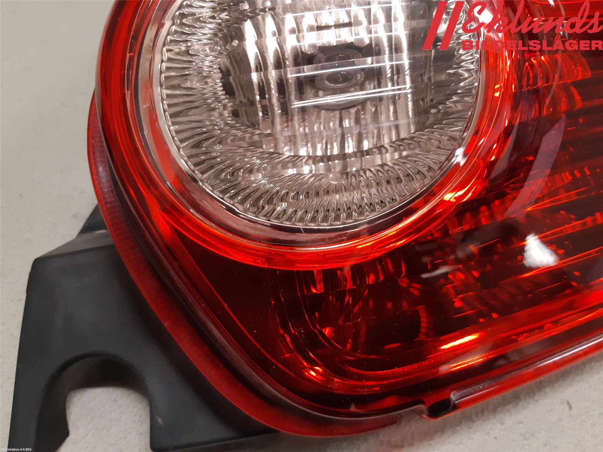 Nissan JUKE 10-14 Bakljus Höger