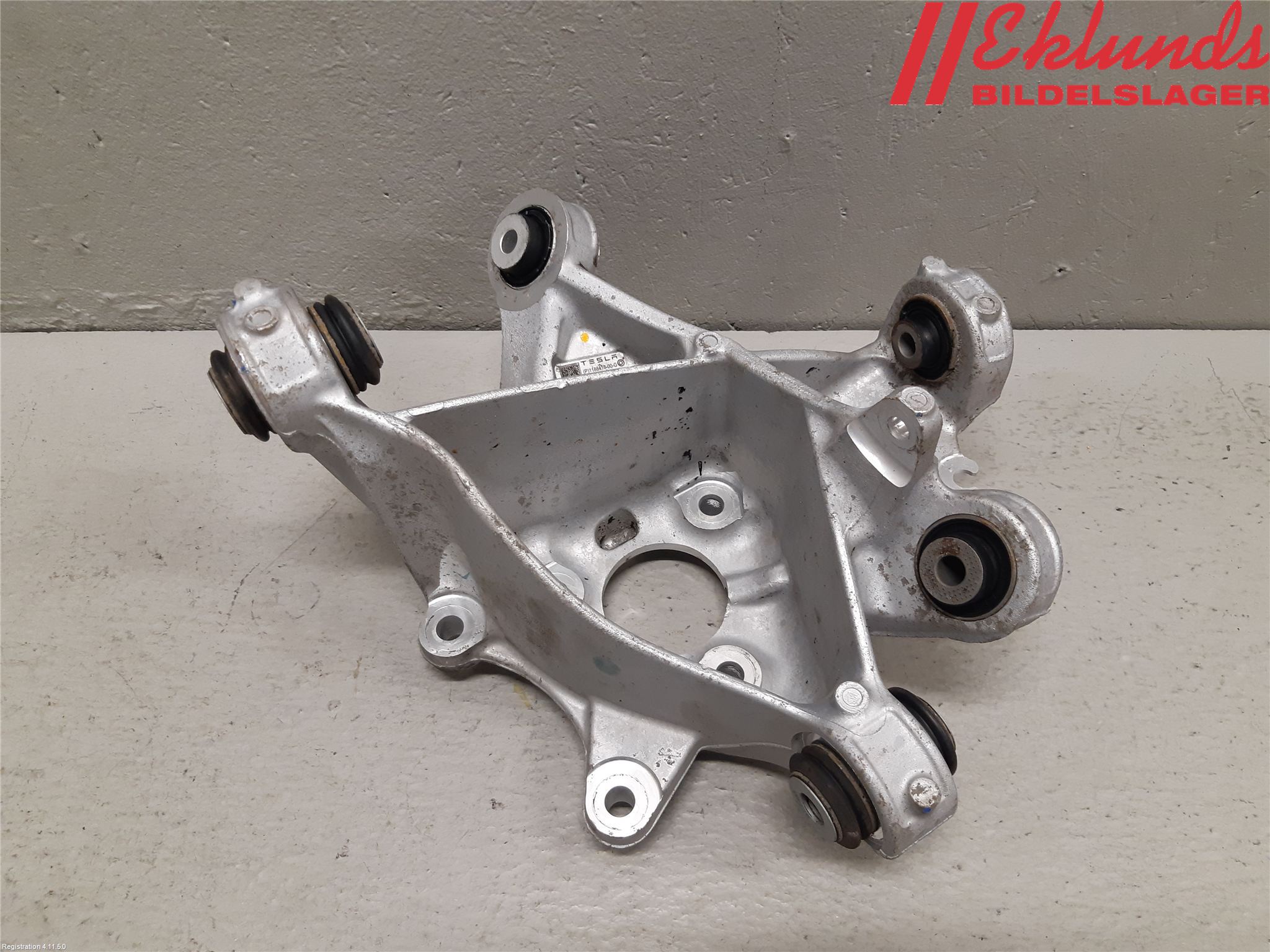 Tesla MODEL Y 21- Hjullagerhus-Spindel Hö B