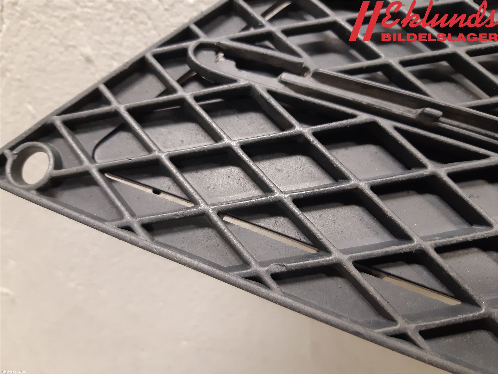 BMW 5 E60/61 Sed/Tou 02-10 Stöt Utfyllnad-List-Grill