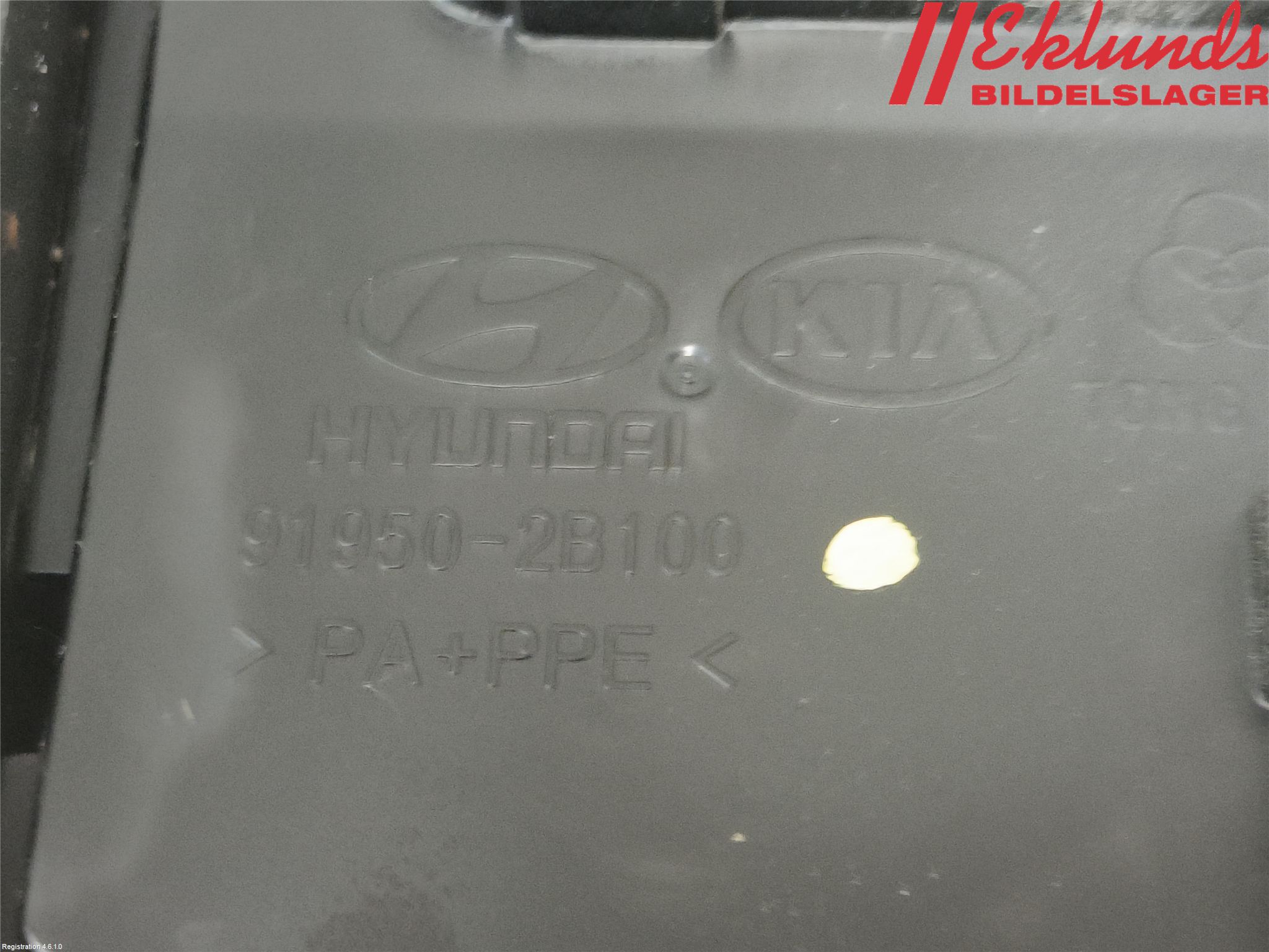 Hyundai SANTA FE  06-12 Säkringsdosa-Elcentral