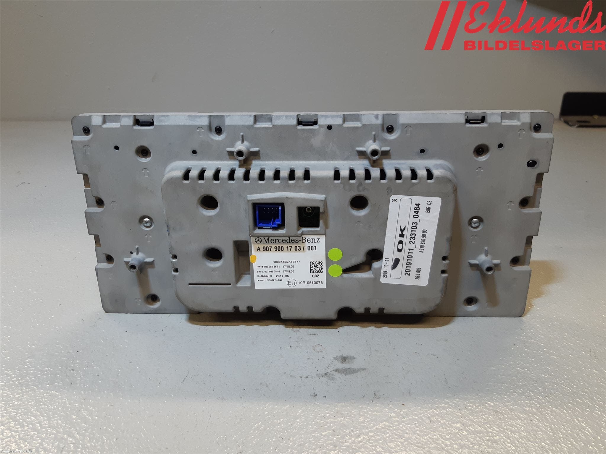 Mercedes-Benz MB SPRINTER (W907/W910) 19- Bildskärm