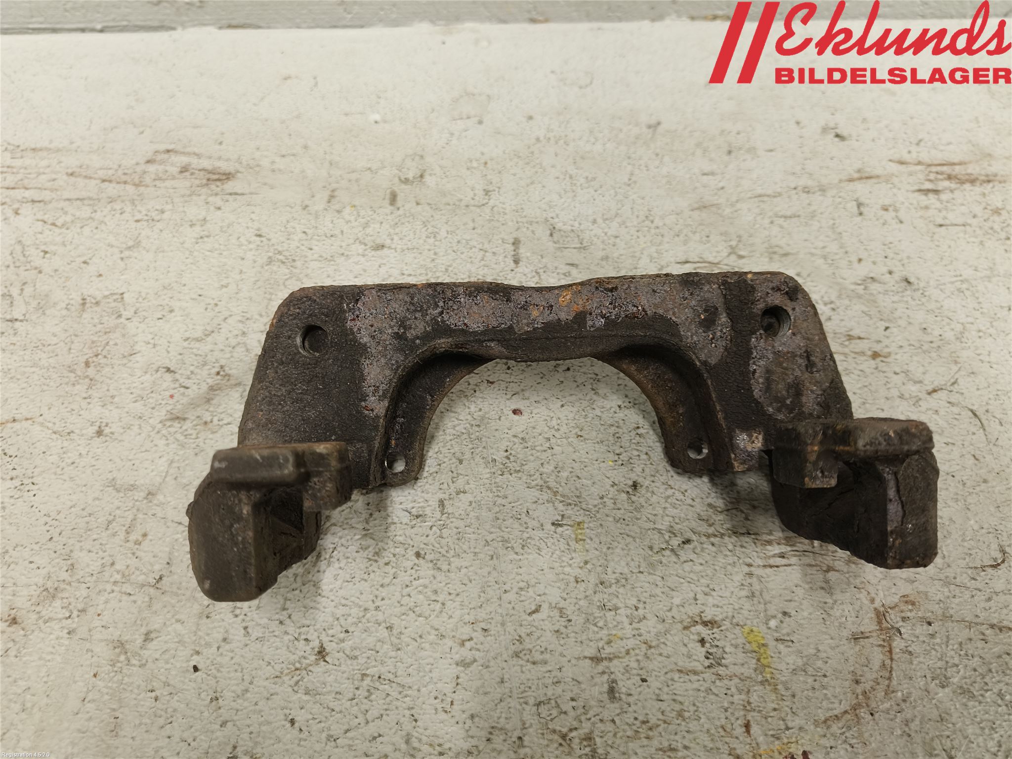 Peugeot 3008 17-24 Bromsokshållare