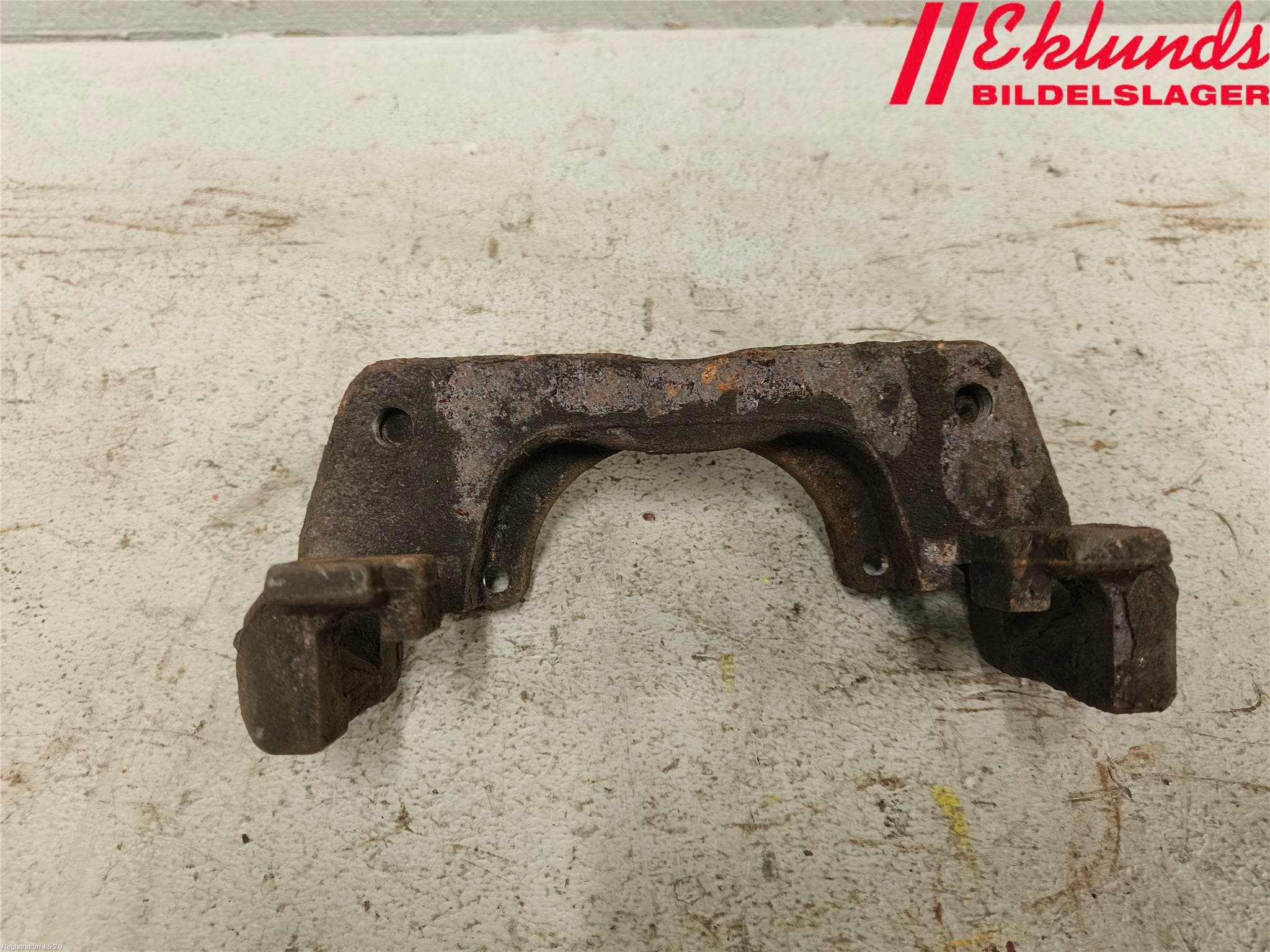 Peugeot 3008 17-24 Bromsokshållare