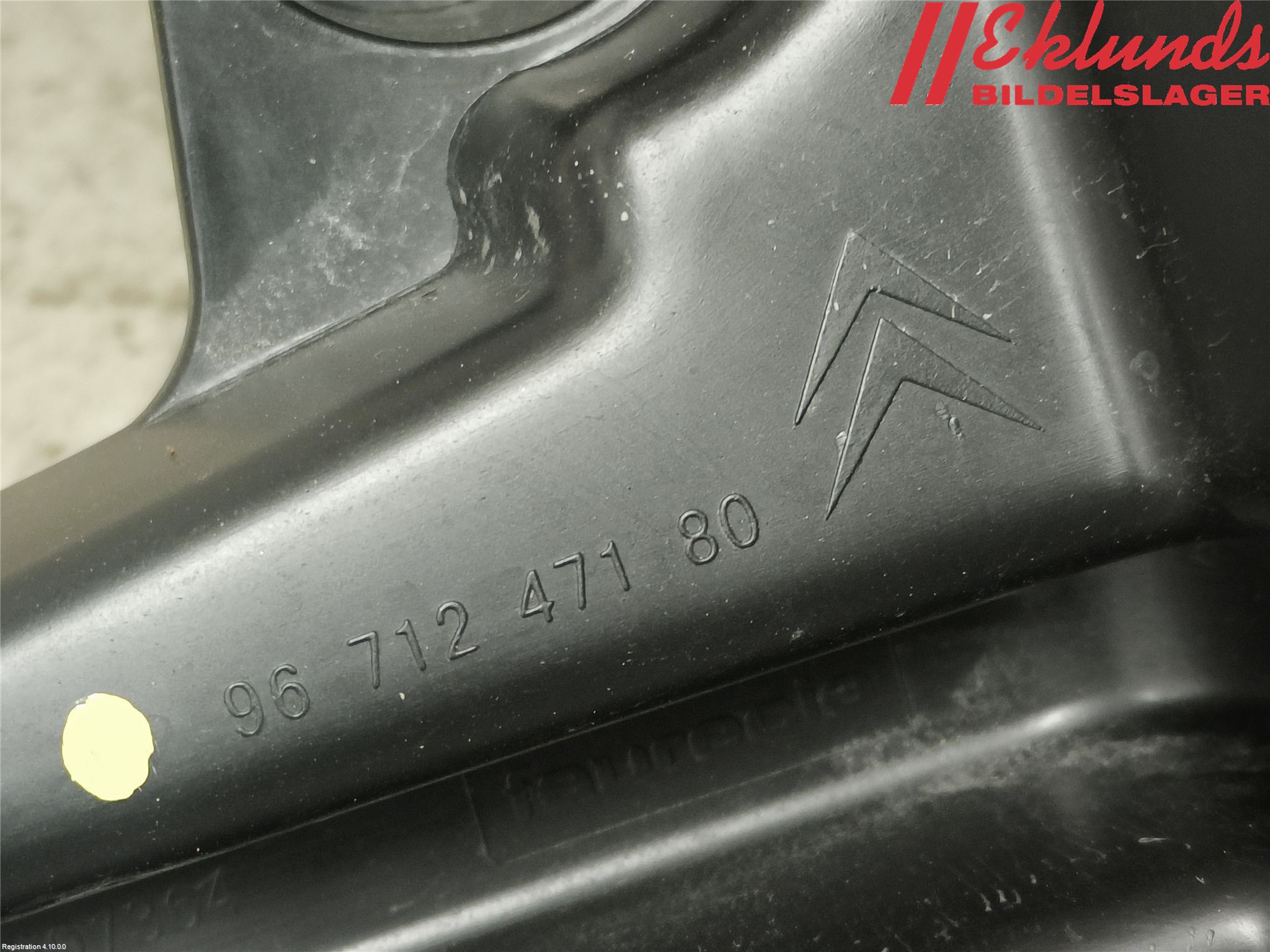 Citroen C4 II 11-18 Stötfångarfäste Bak Vä
