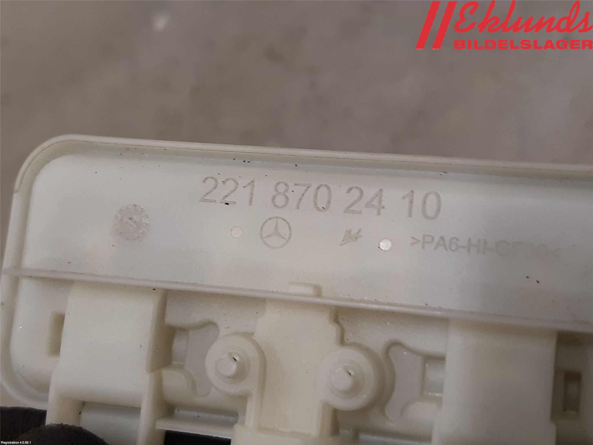 Tesla MODEL S 13- Bakluckehandtag