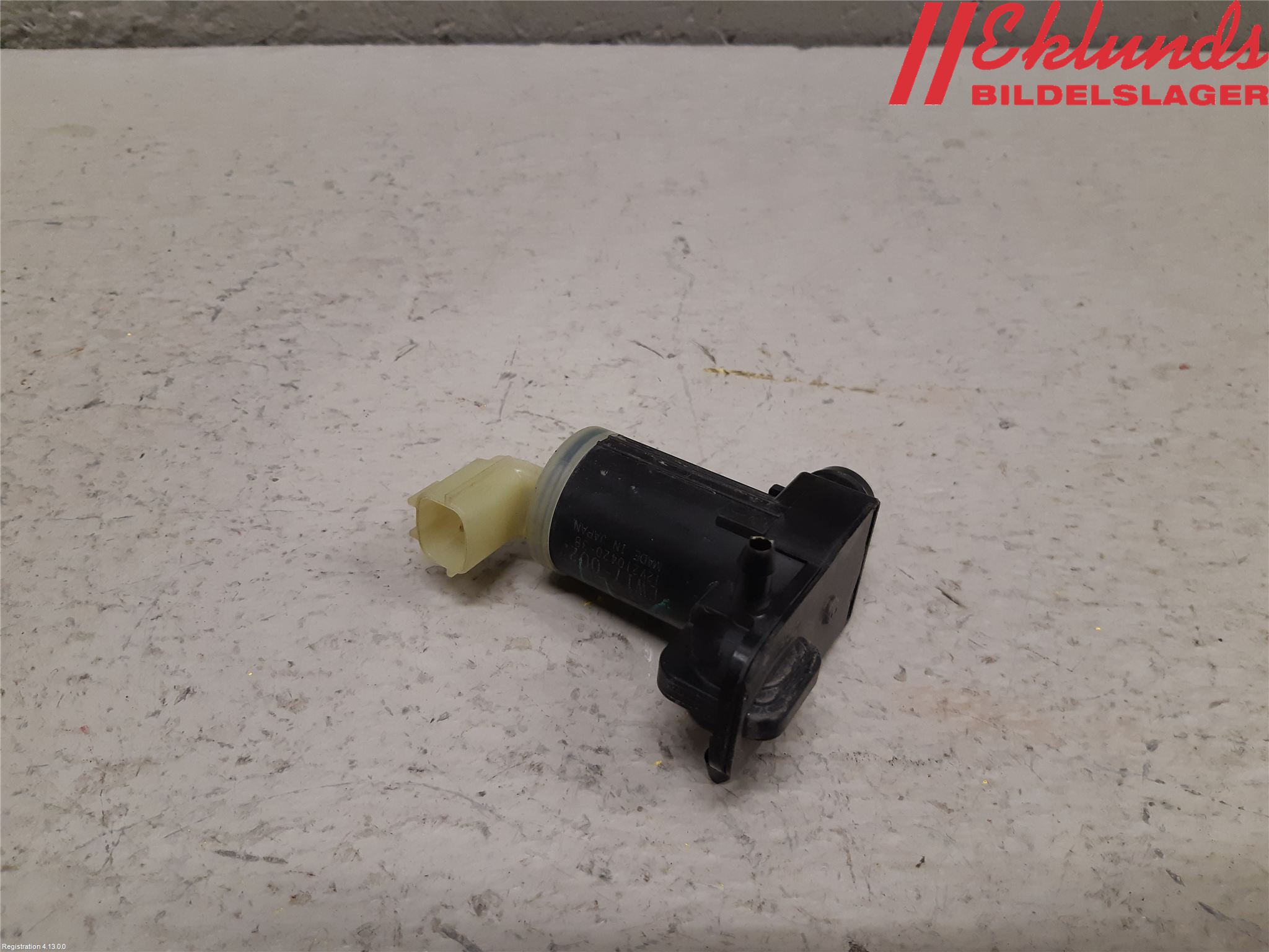Nissan LEAF 18- Spolarpump Vindruta