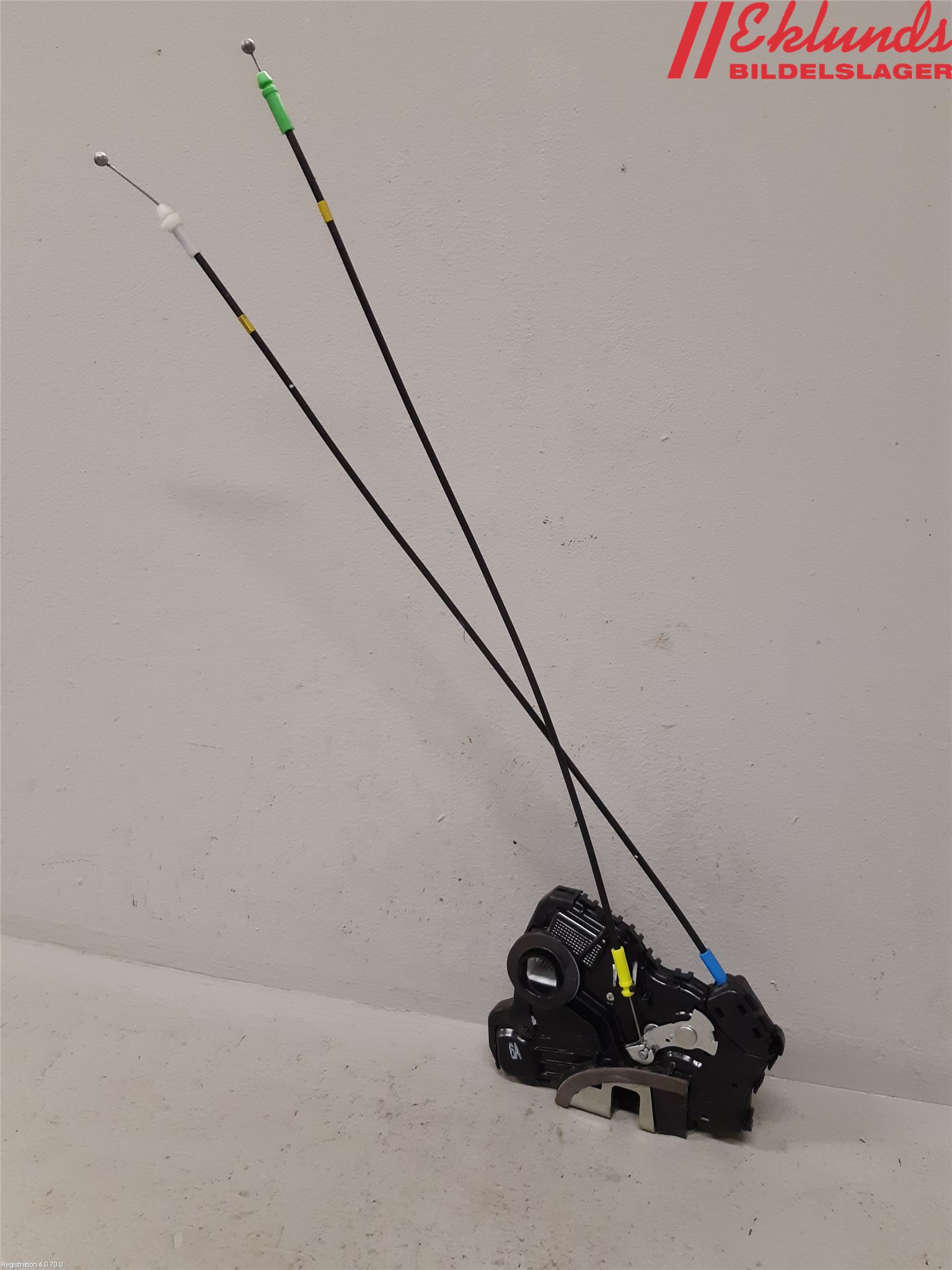 Toyota AURIS 10-12 Låskista-Dörrlås