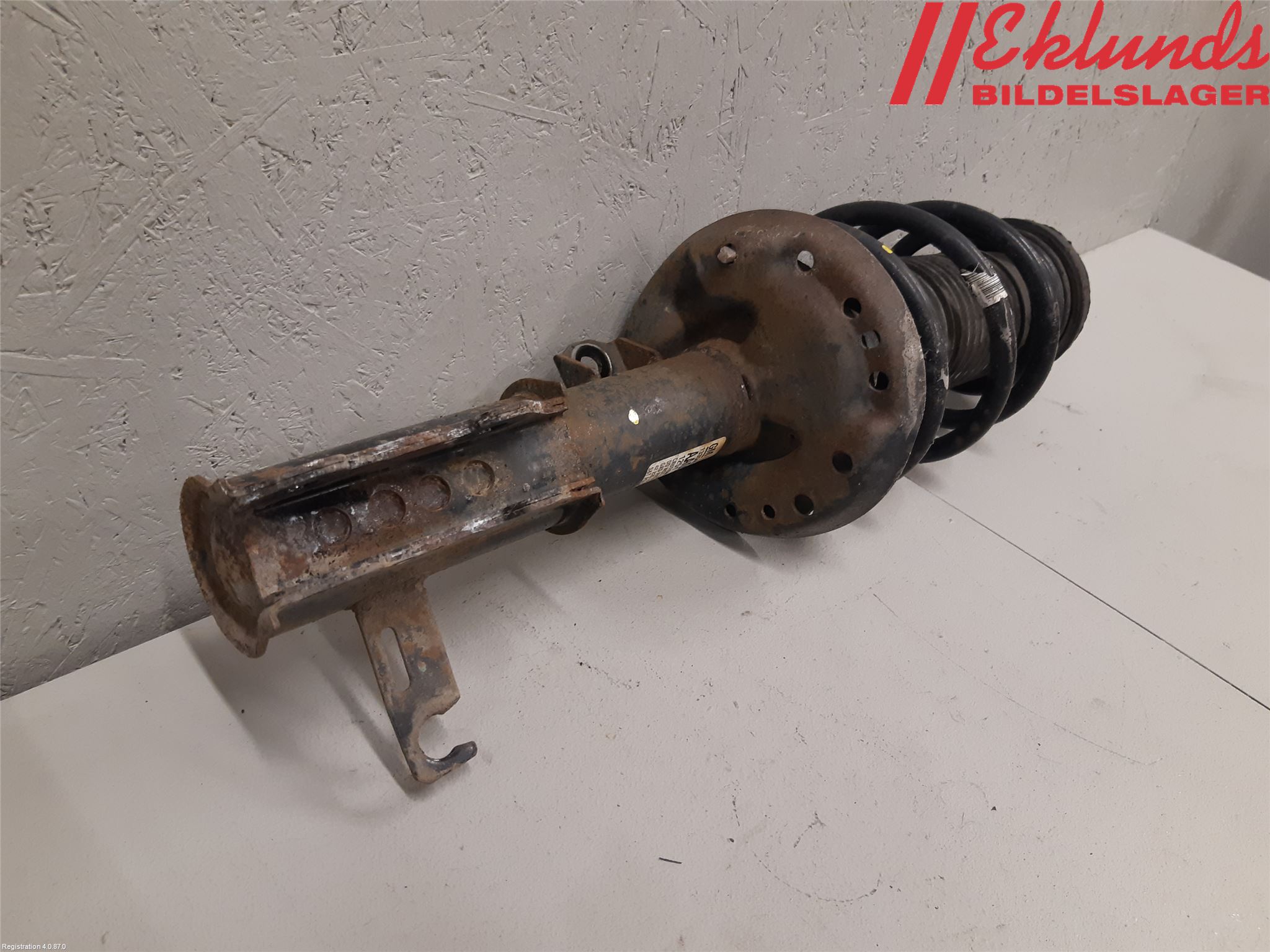 Opel ASTRA J 10-15 Fjäderben Fram Höger
