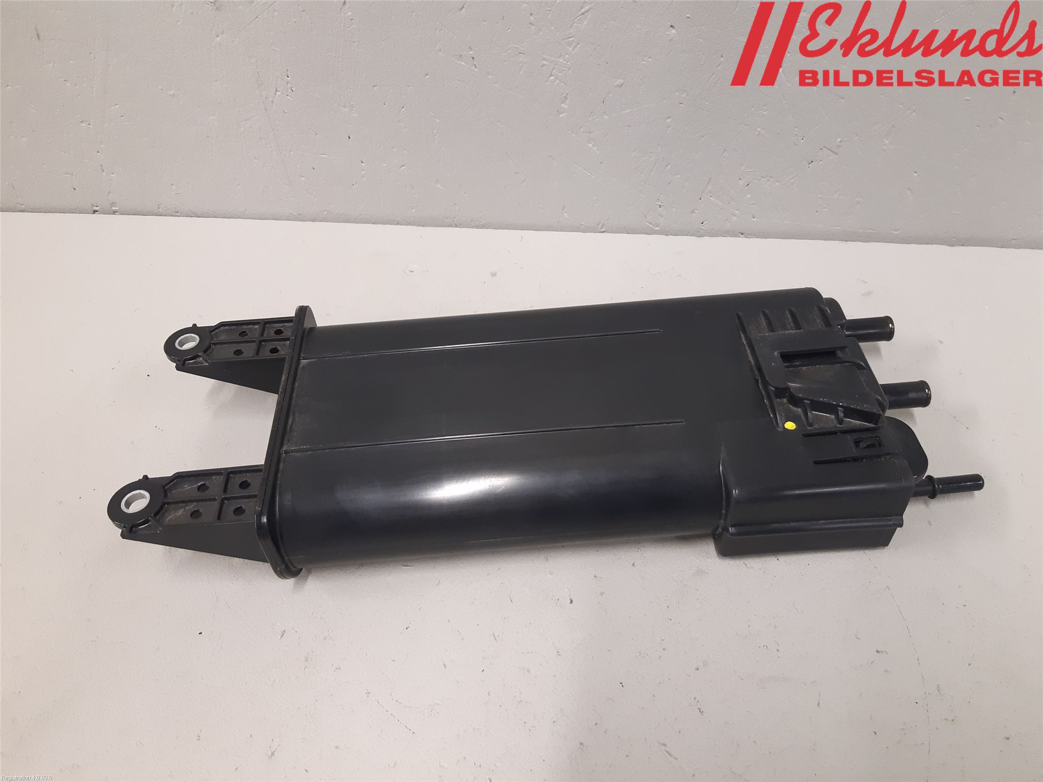 Toyota RAV4 19- Bränsle Kolkanister