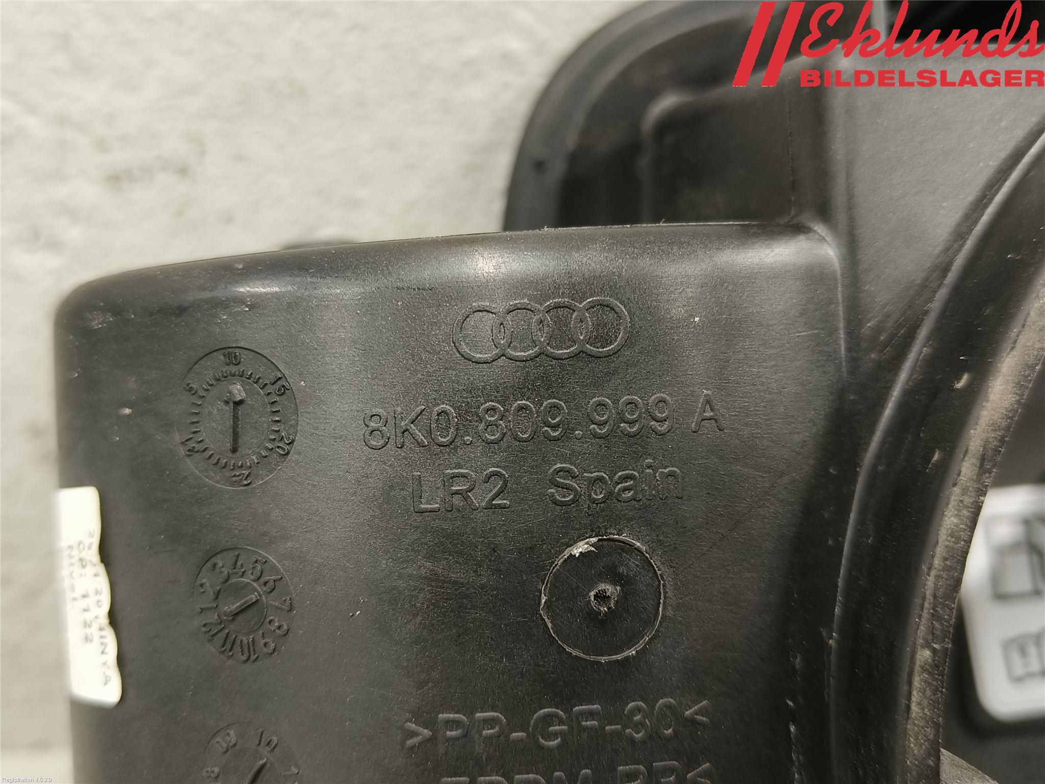 Audi A4 12-15 Tanklucka