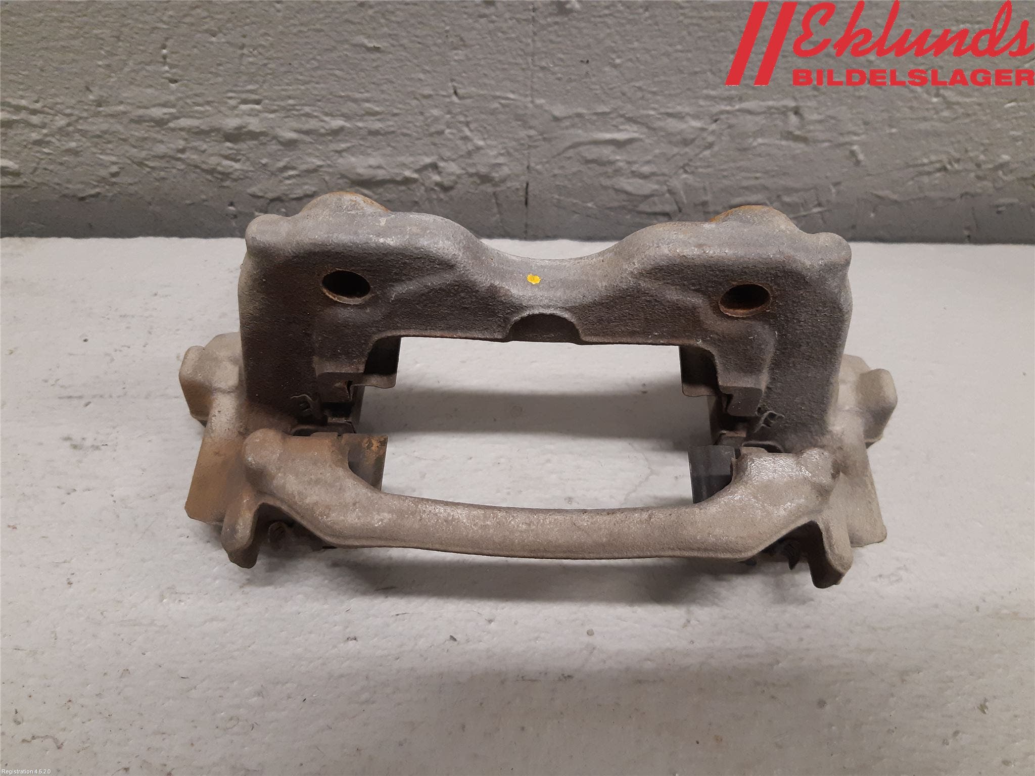 Toyota YARIS XP21 20- Bromsokshållare