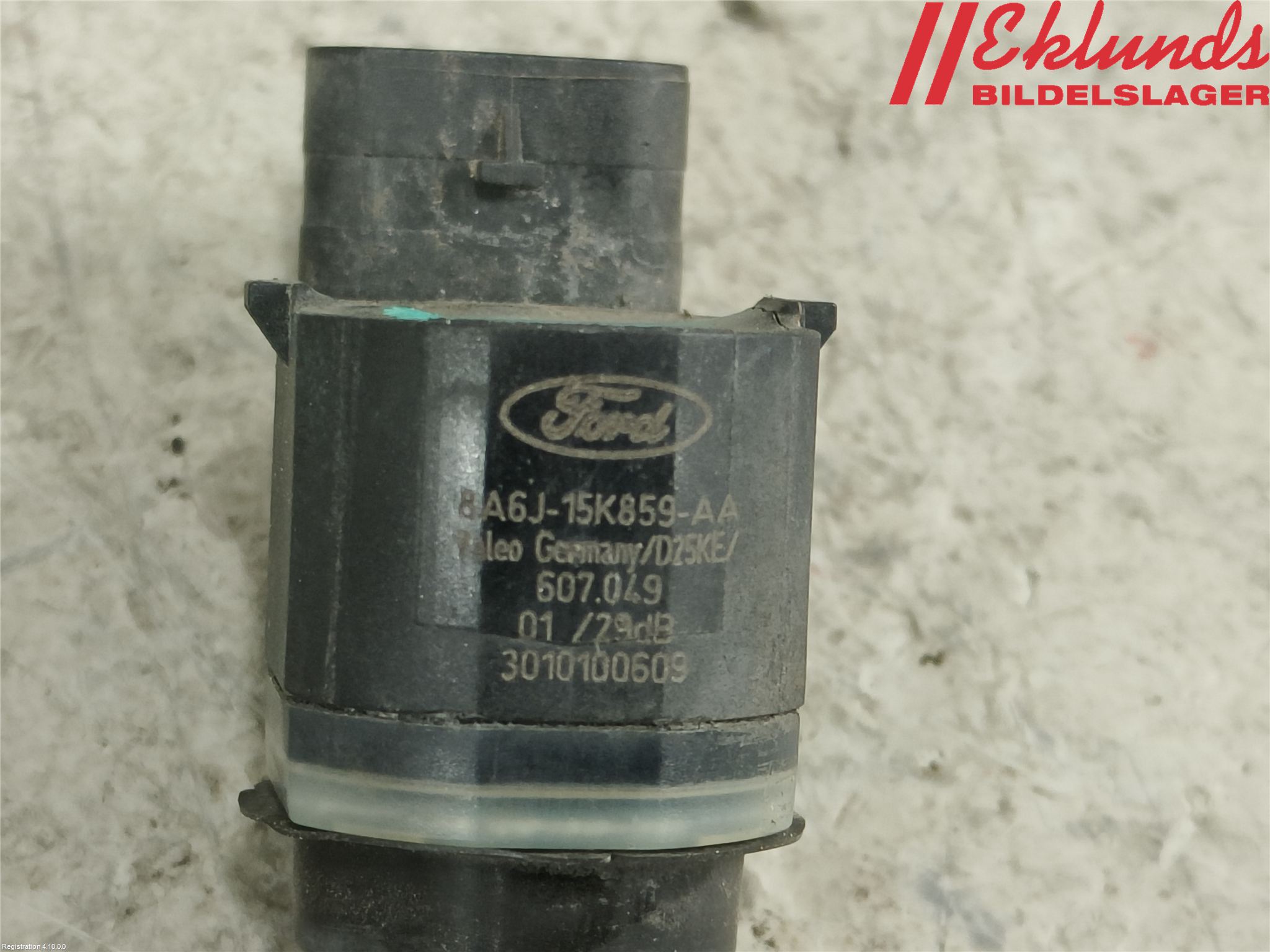 Ford KUGA 08-12 Parkeringshjälp Frontsensor