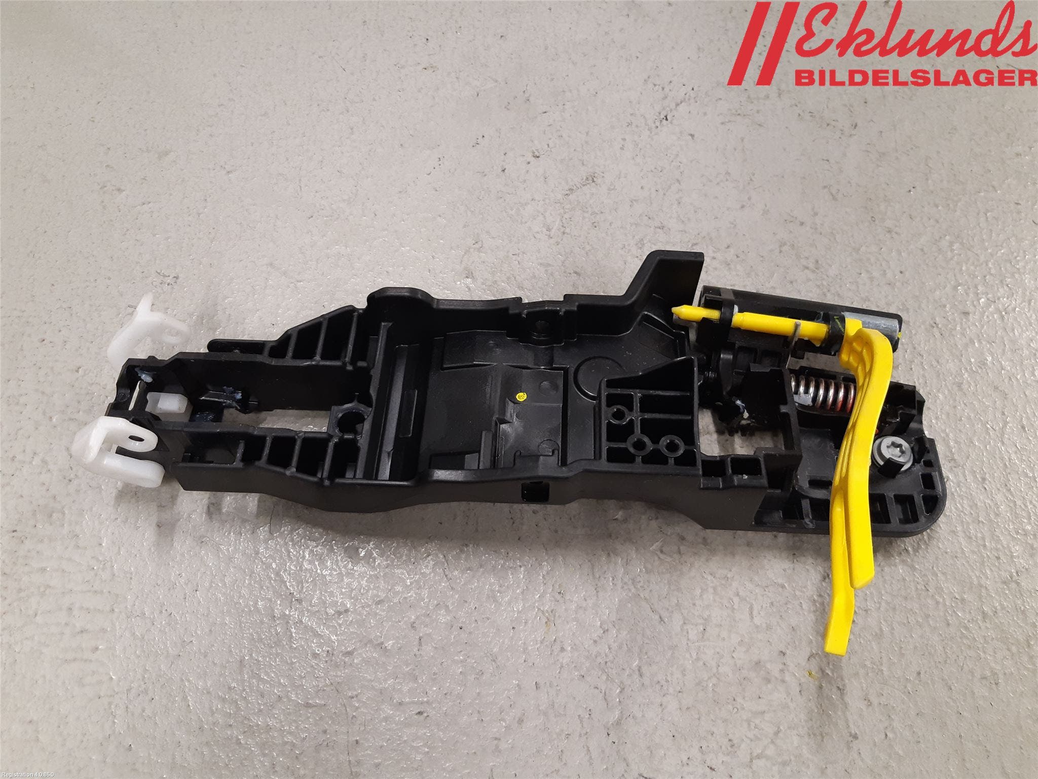 Toyota YARIS XP21 20- Dörrhandtag Yttre Hö