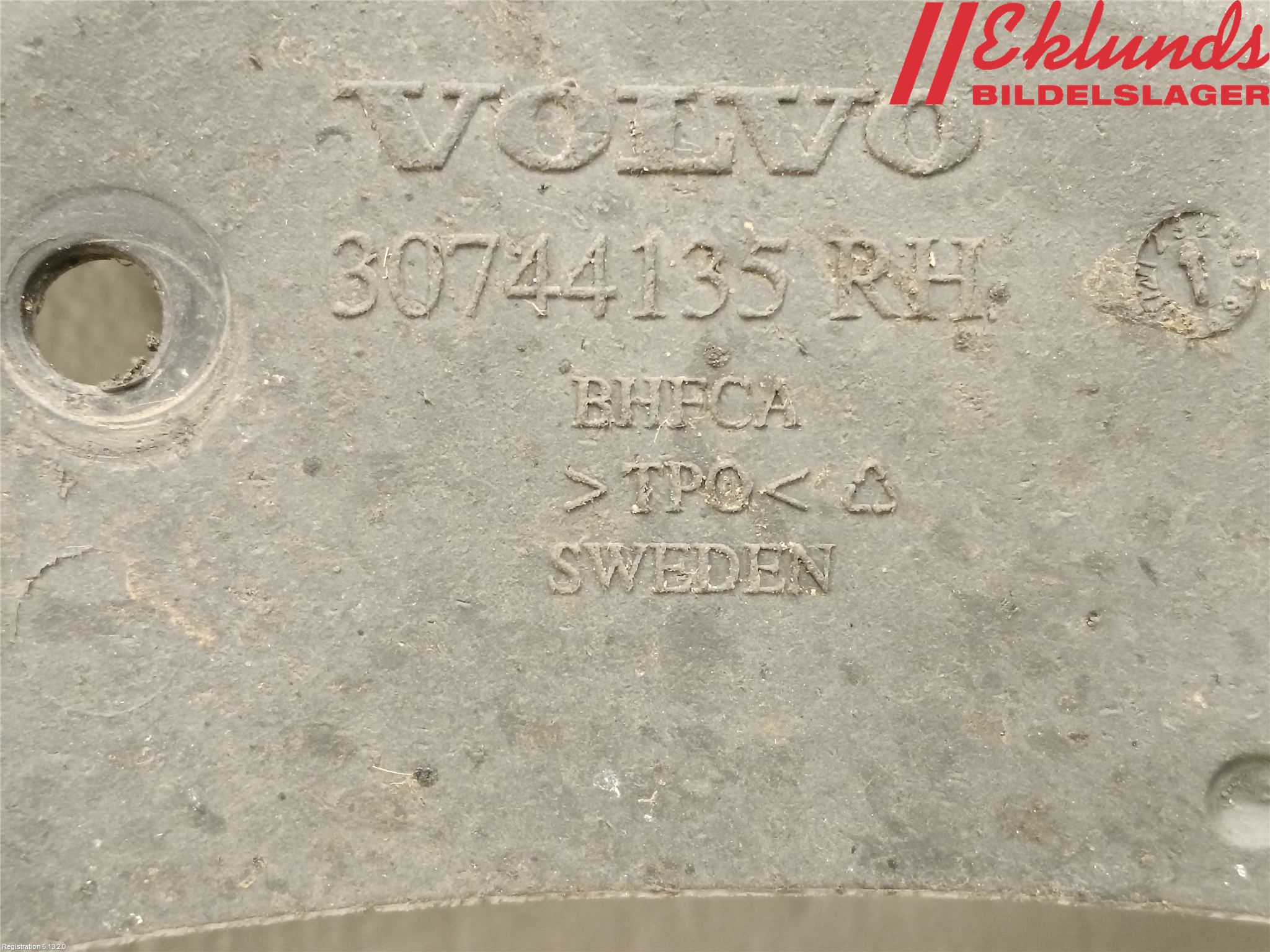 Volvo XC70 14-16 Stänkskydd