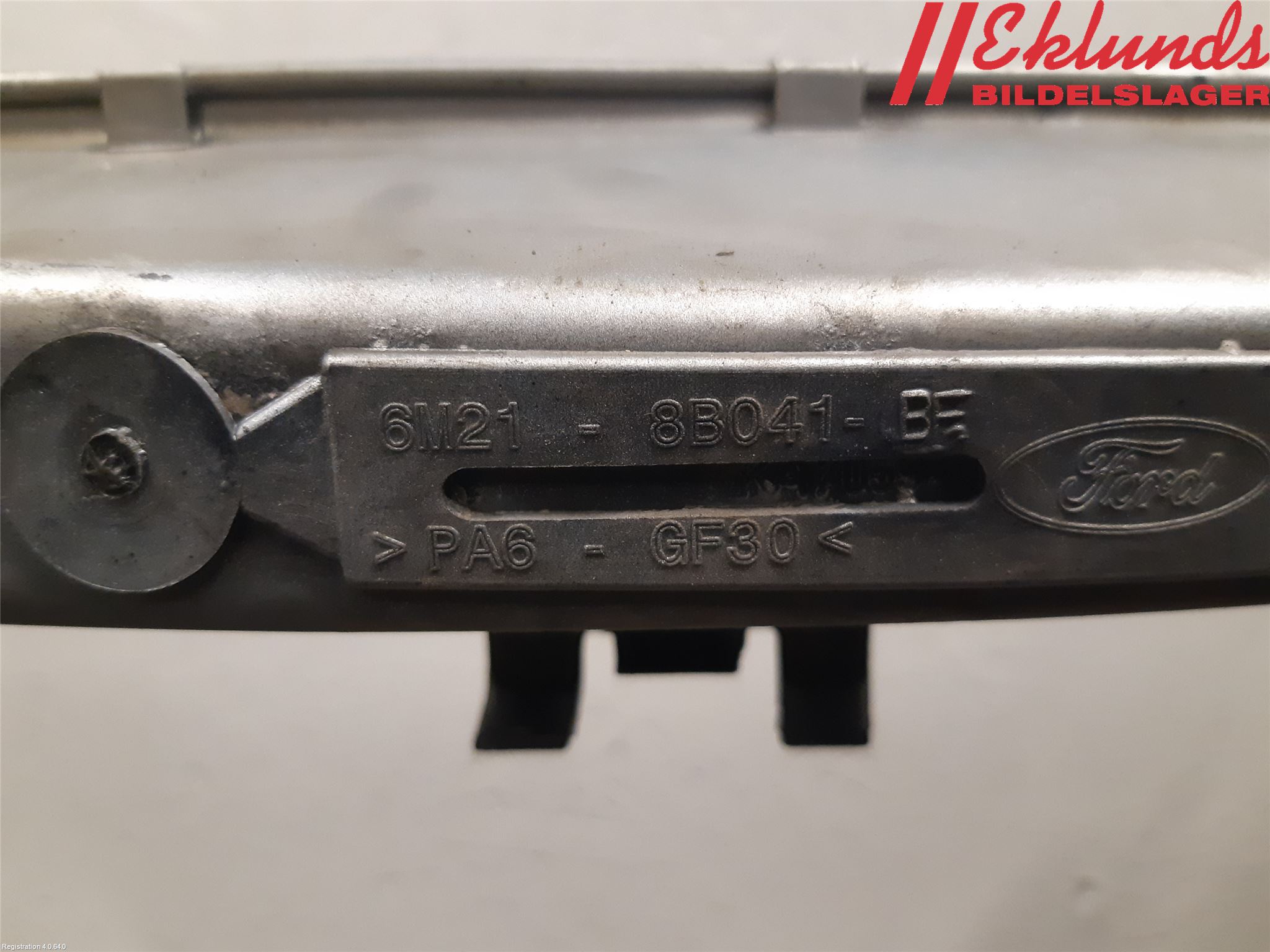 Ford MONDEO 07-15 Frontplåt