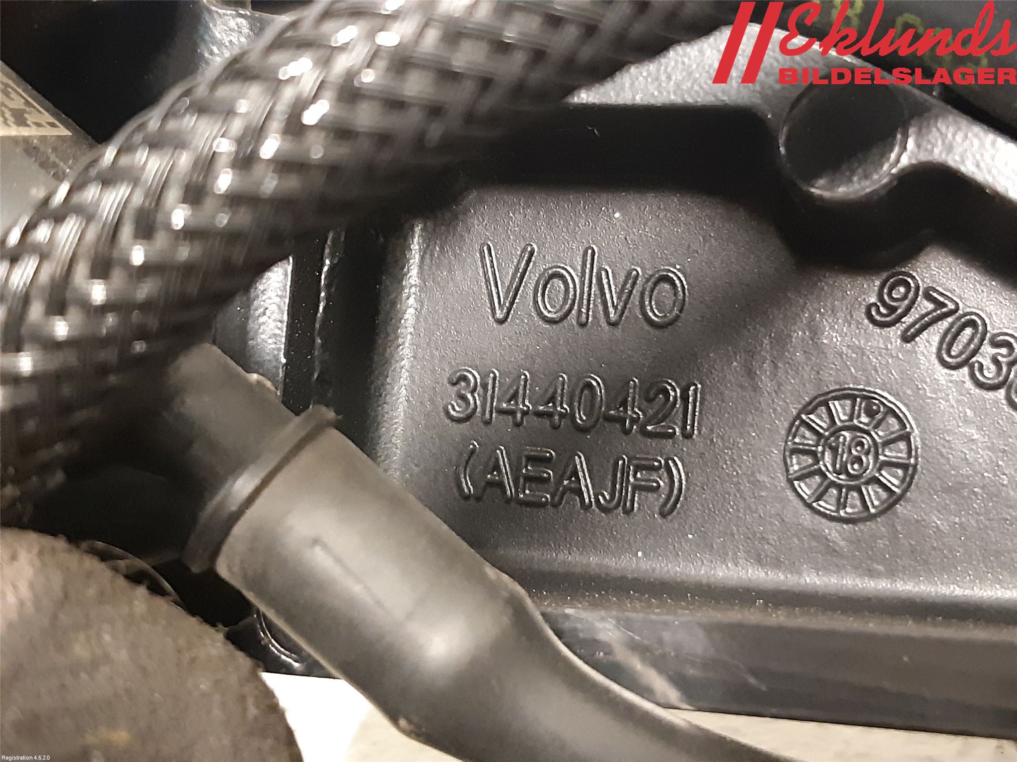 Volvo V90 CROSS COUNTRY 17->> Torkararm Armar Vindruta