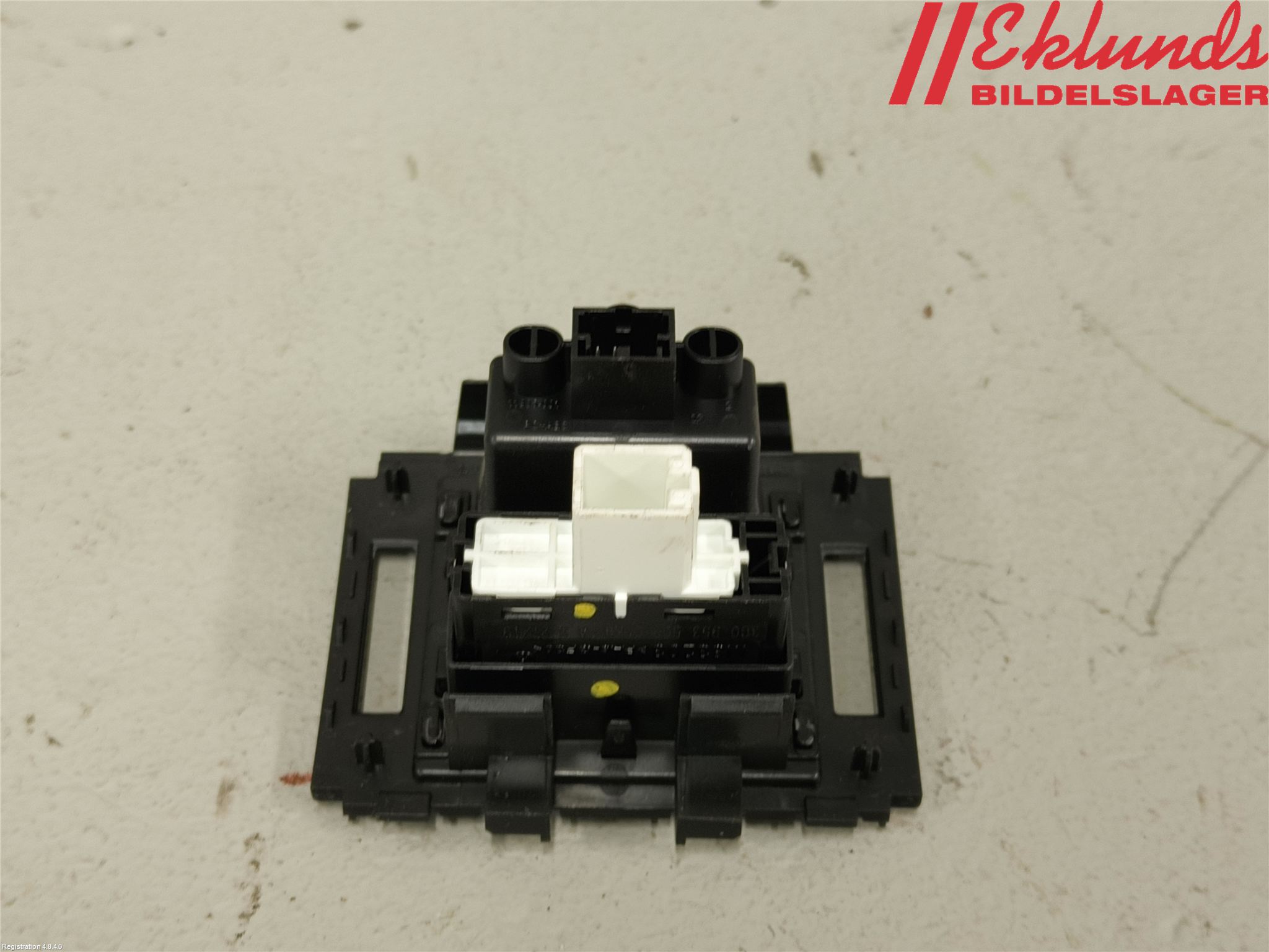 Volkswagen VW PASSAT 15-19 Strömställare Varnings