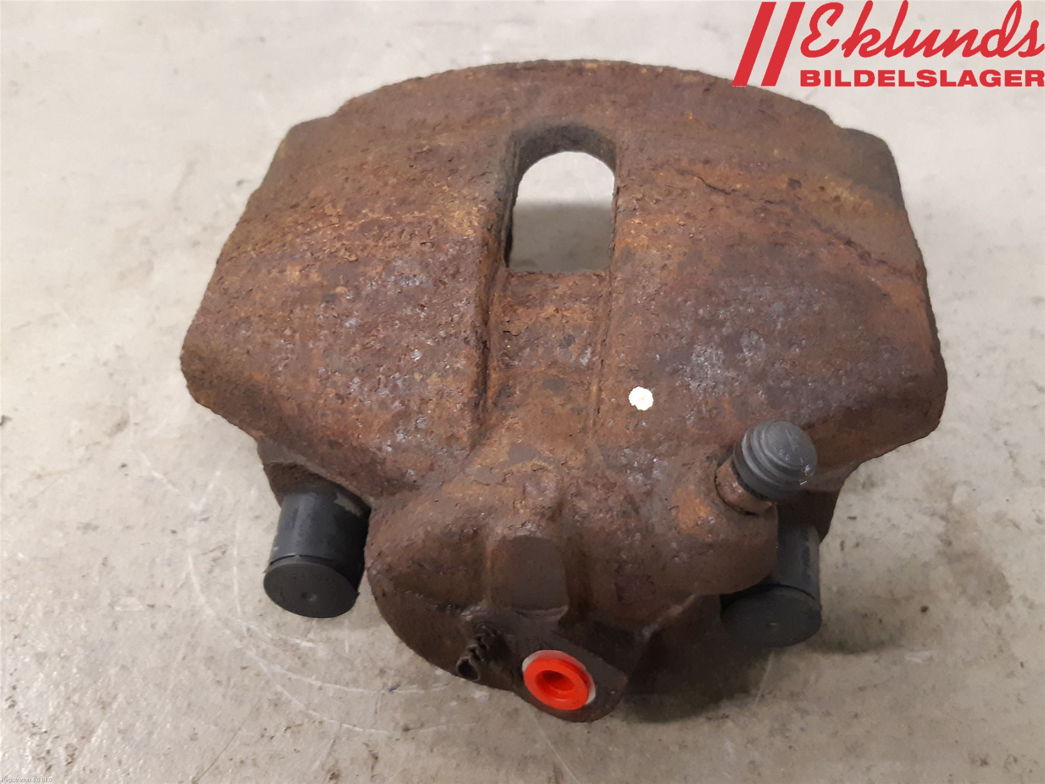 Volkswagen VW PASSAT 11-14 Bromsok Fram Höger