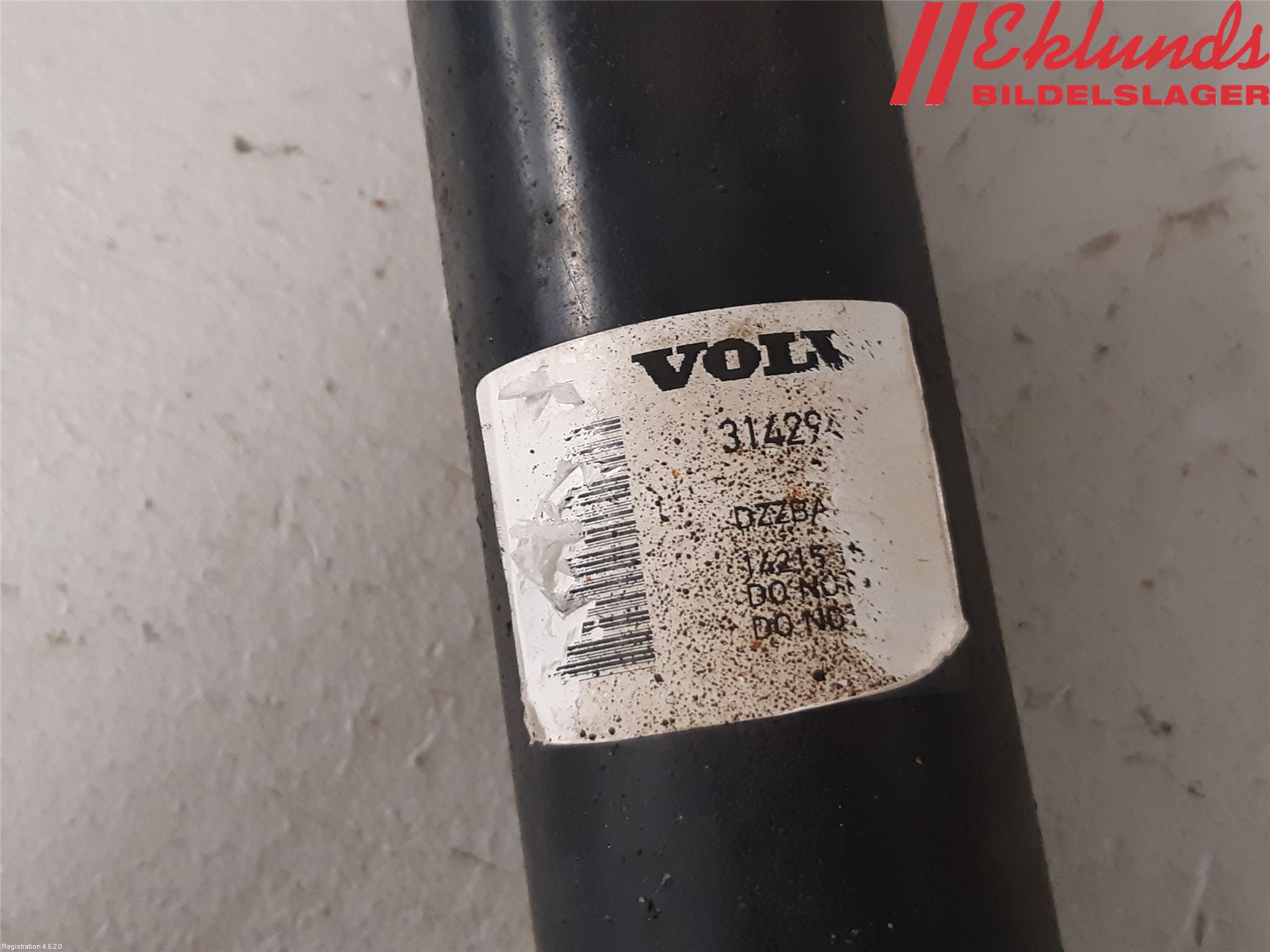 Volvo V60 CROSS COUNTRY 16-18 Stötdämpare Bak