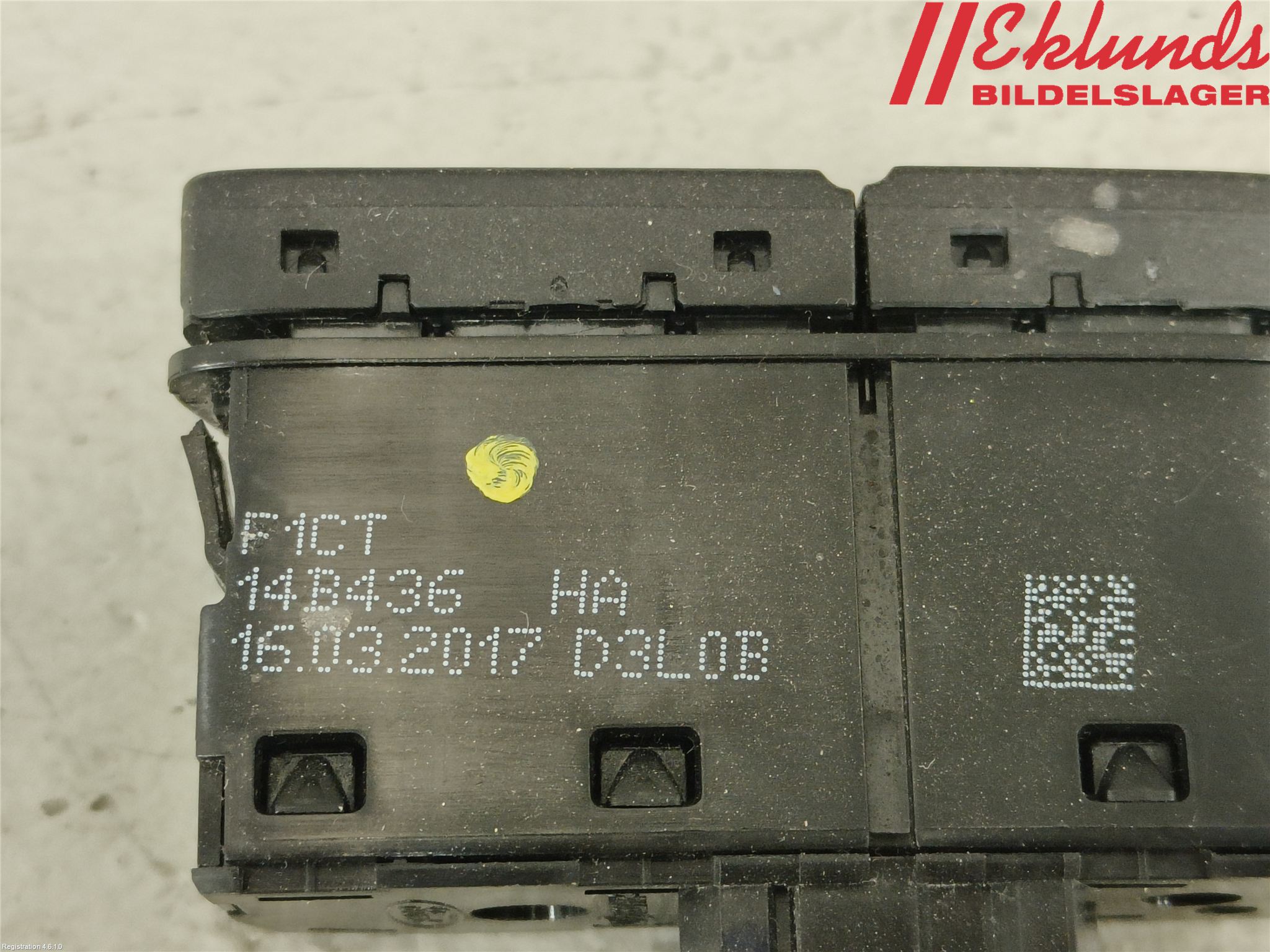 Ford KUGA 17-19 Strömställare Parkeringshjälp