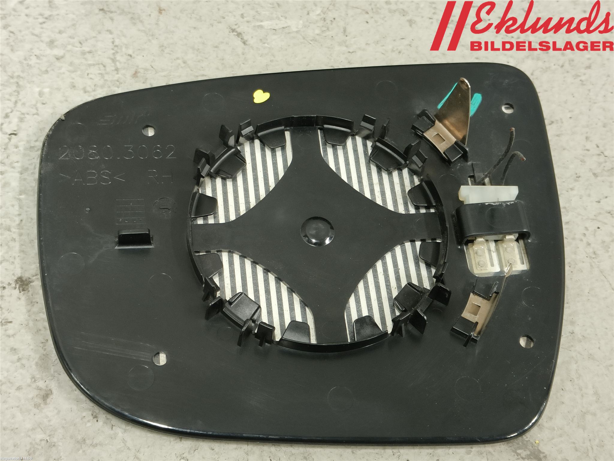Nissan QASHQAI 14-17 Spegelglas Hö