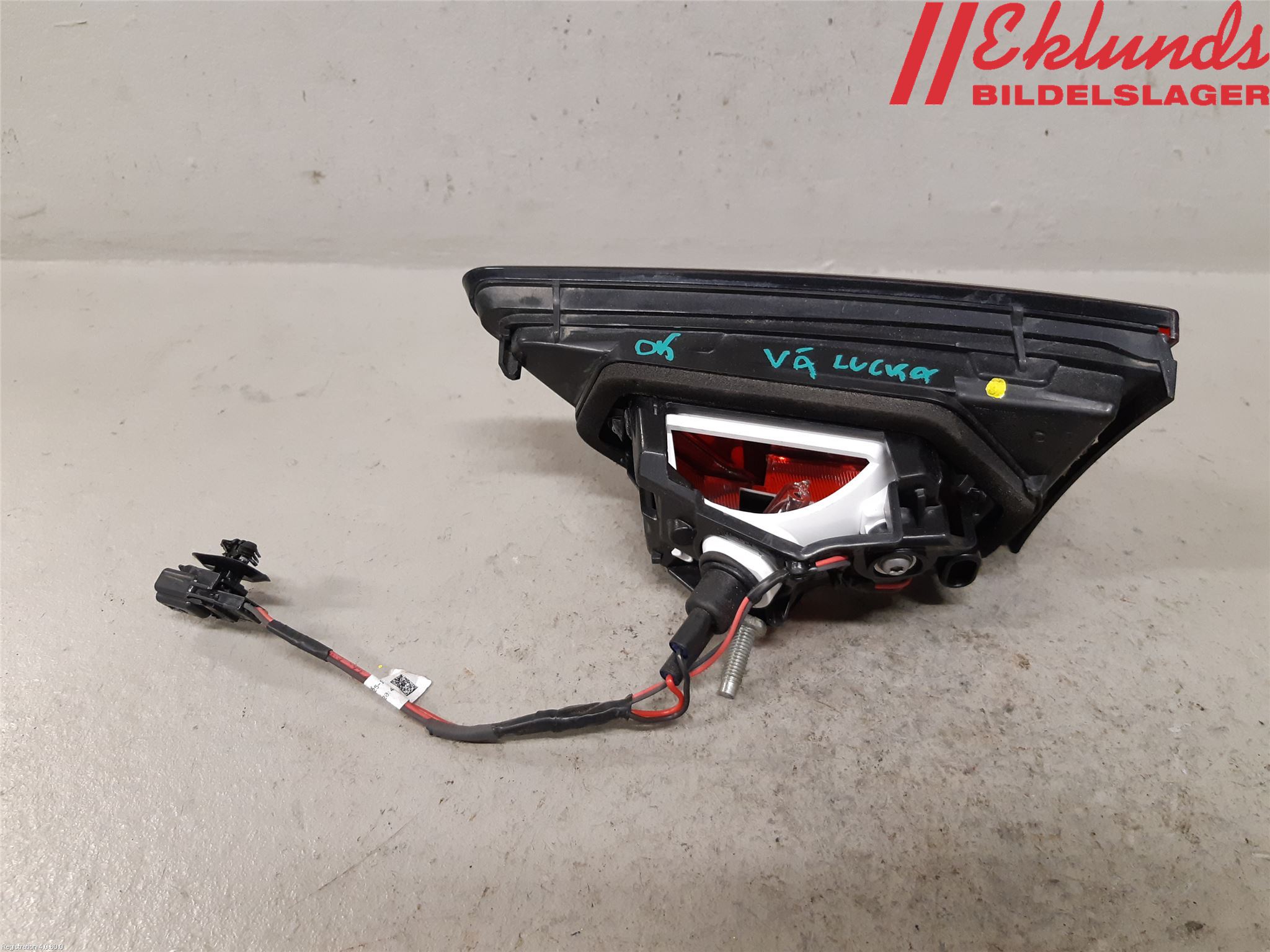 Renault CLIO IV 16-19 Bakljus Lucka Vä