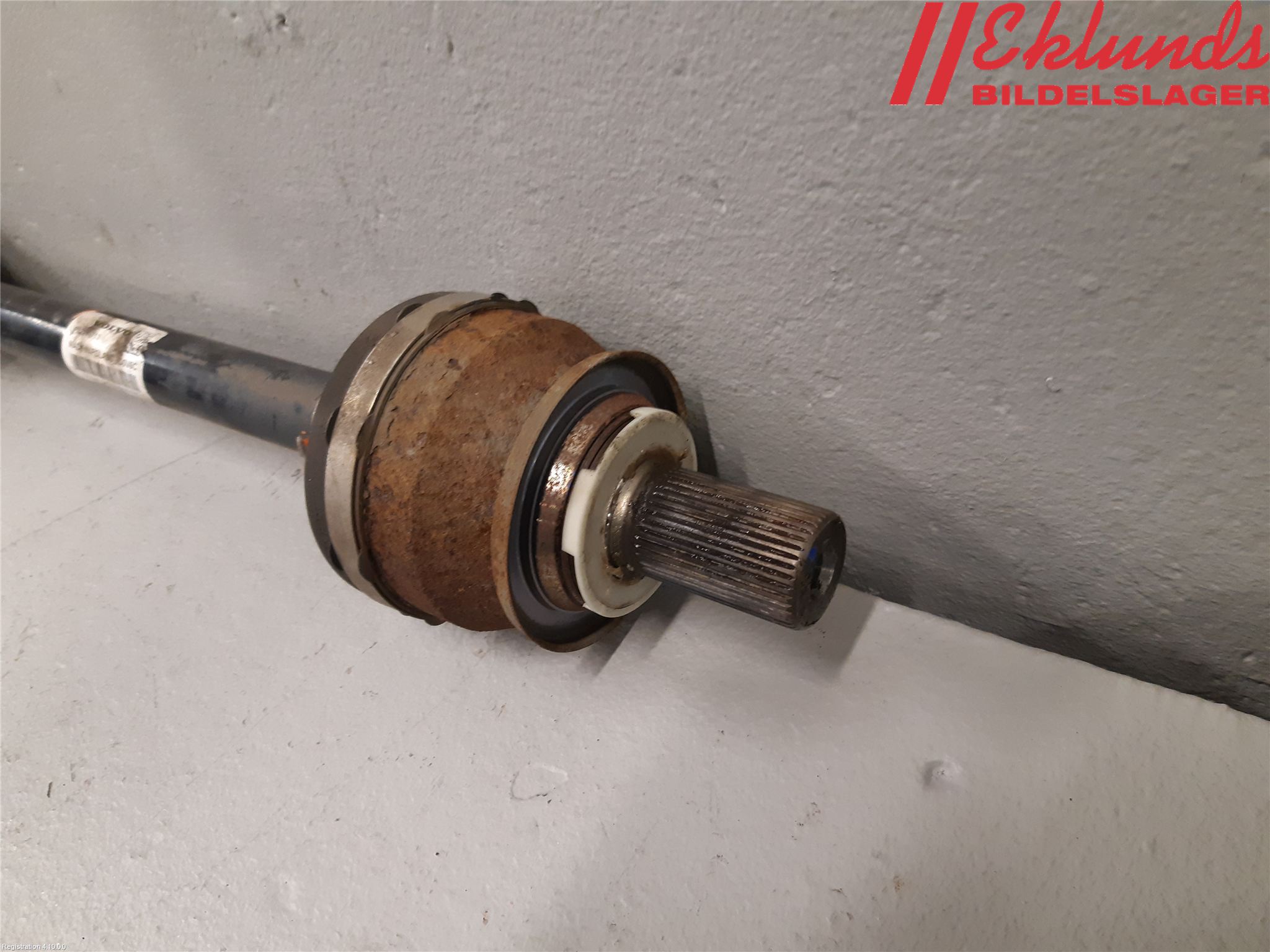 Volvo XC60 18- Drivaxel Bak Höger