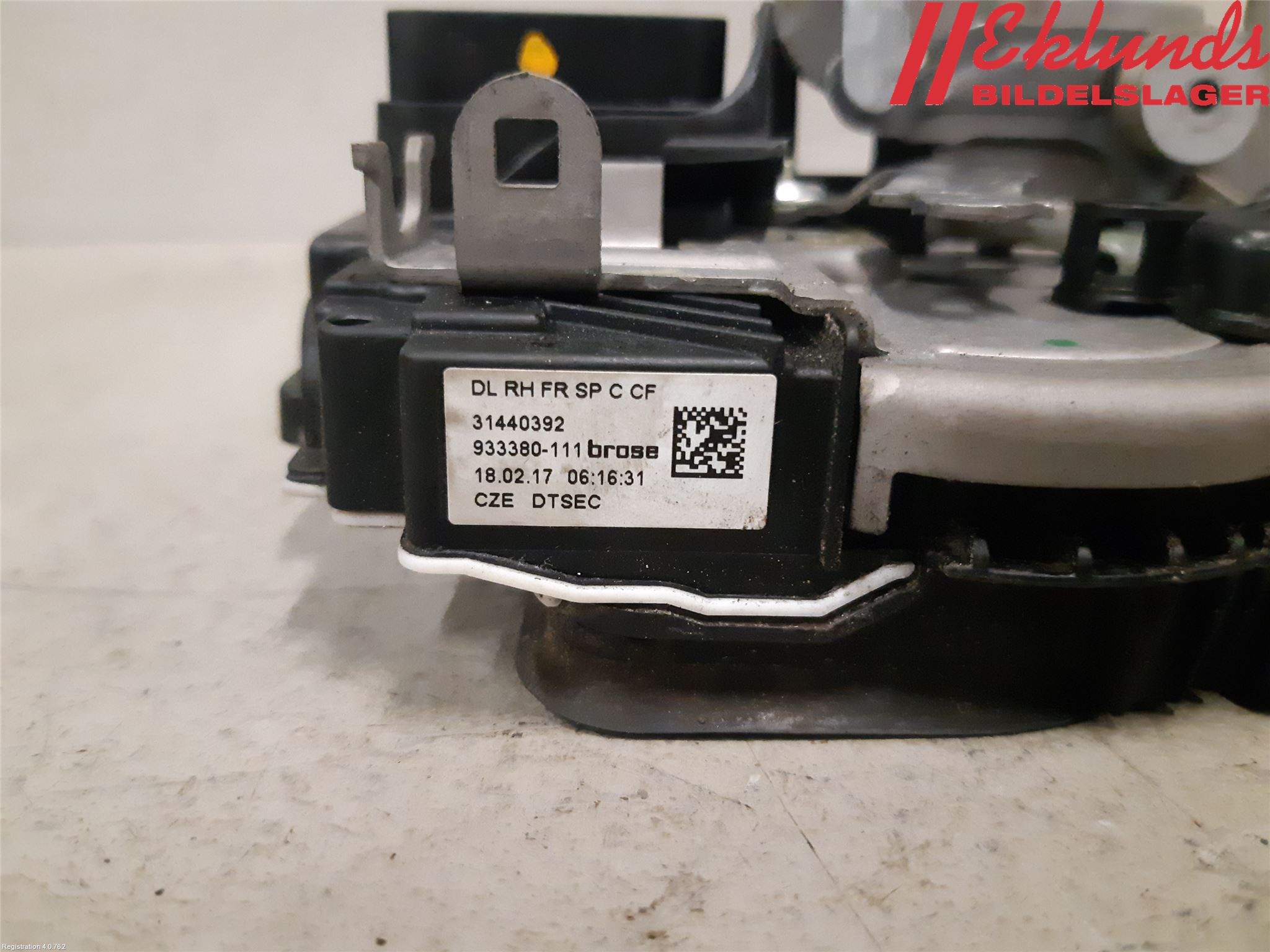 Volvo V40 12-19 Låskista-Dörrlås