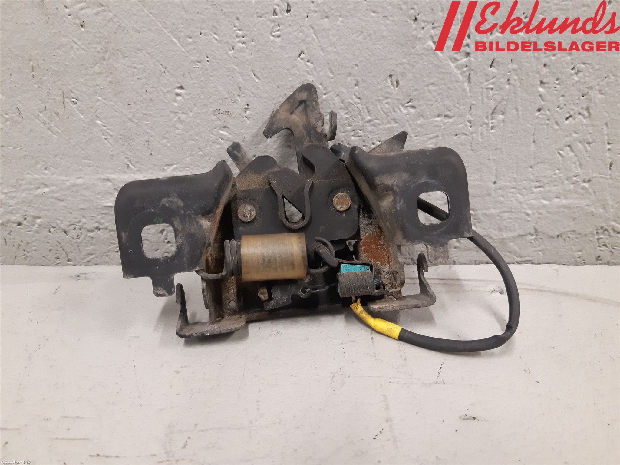 Opel VIVARO 15-19 Huvlås