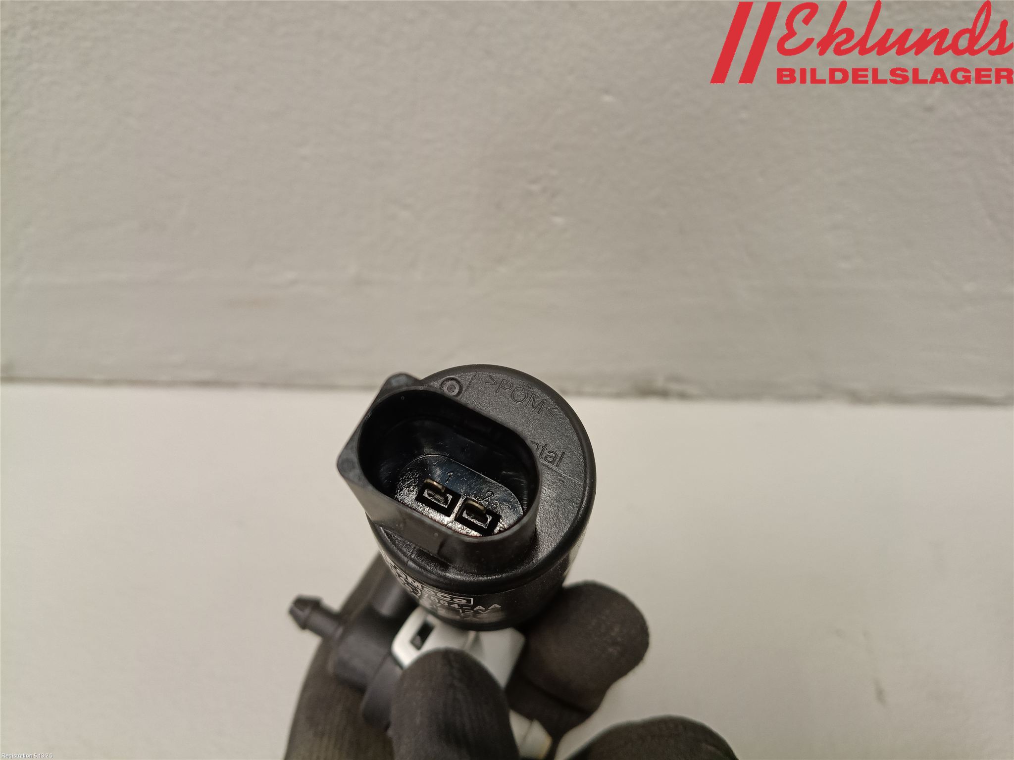 Ford KUGA 17-19 Spolarpump Vindruta