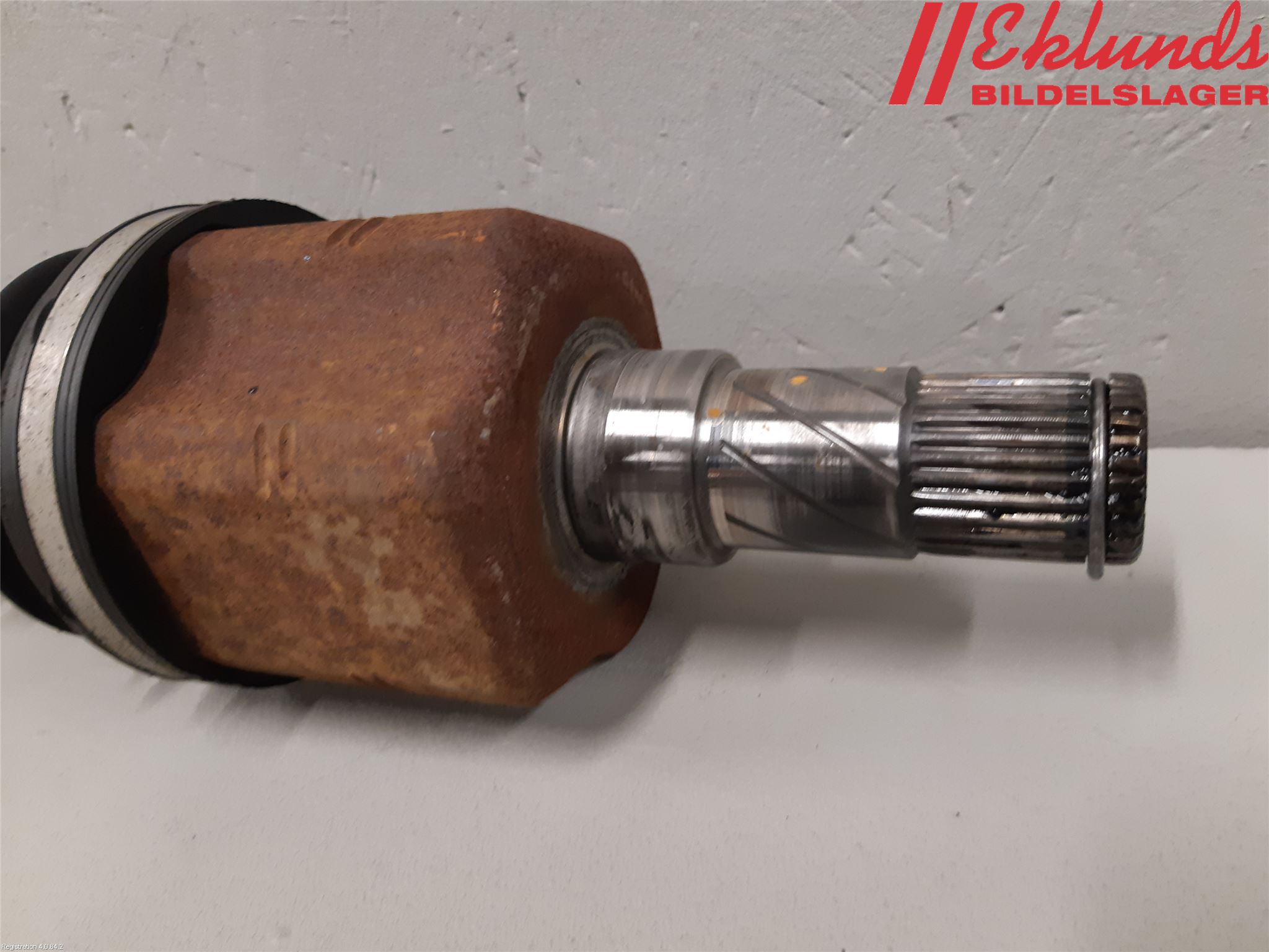 Nissan QASHQAI 10-14 Drivaxel Fram Vänster