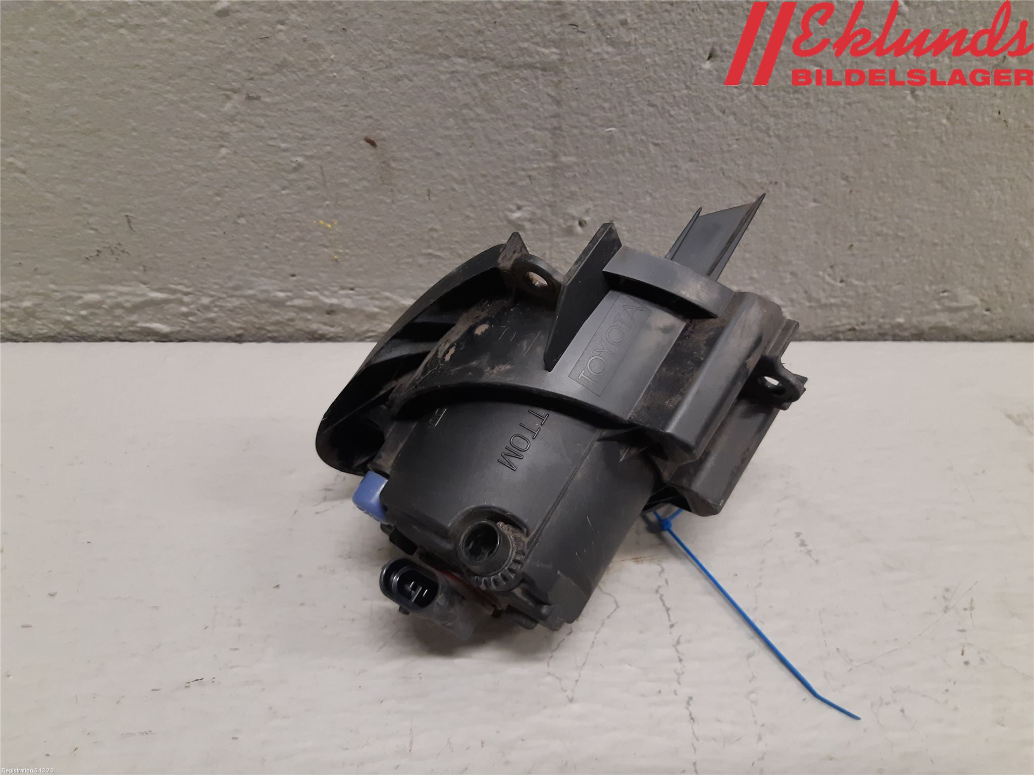 Toyota AVENSIS 09-15 Dimljus-Varselljus Fram
