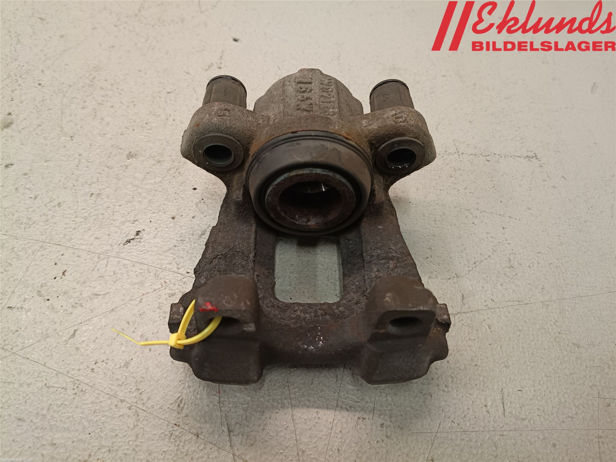 BMW 1 F20/F21 11-19 Bromsok Bak Vänster