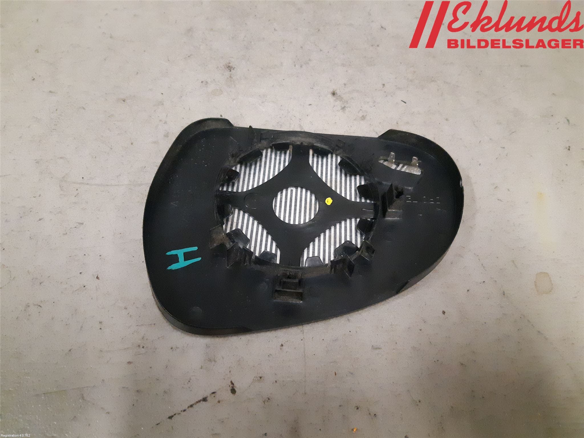 Peugeot 207 Spegelglas Hö