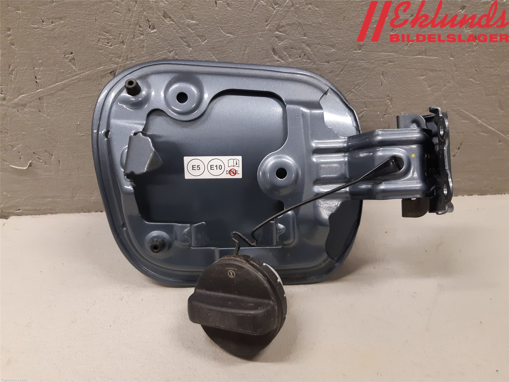 Toyota C-HR 16-23 Tanklucka