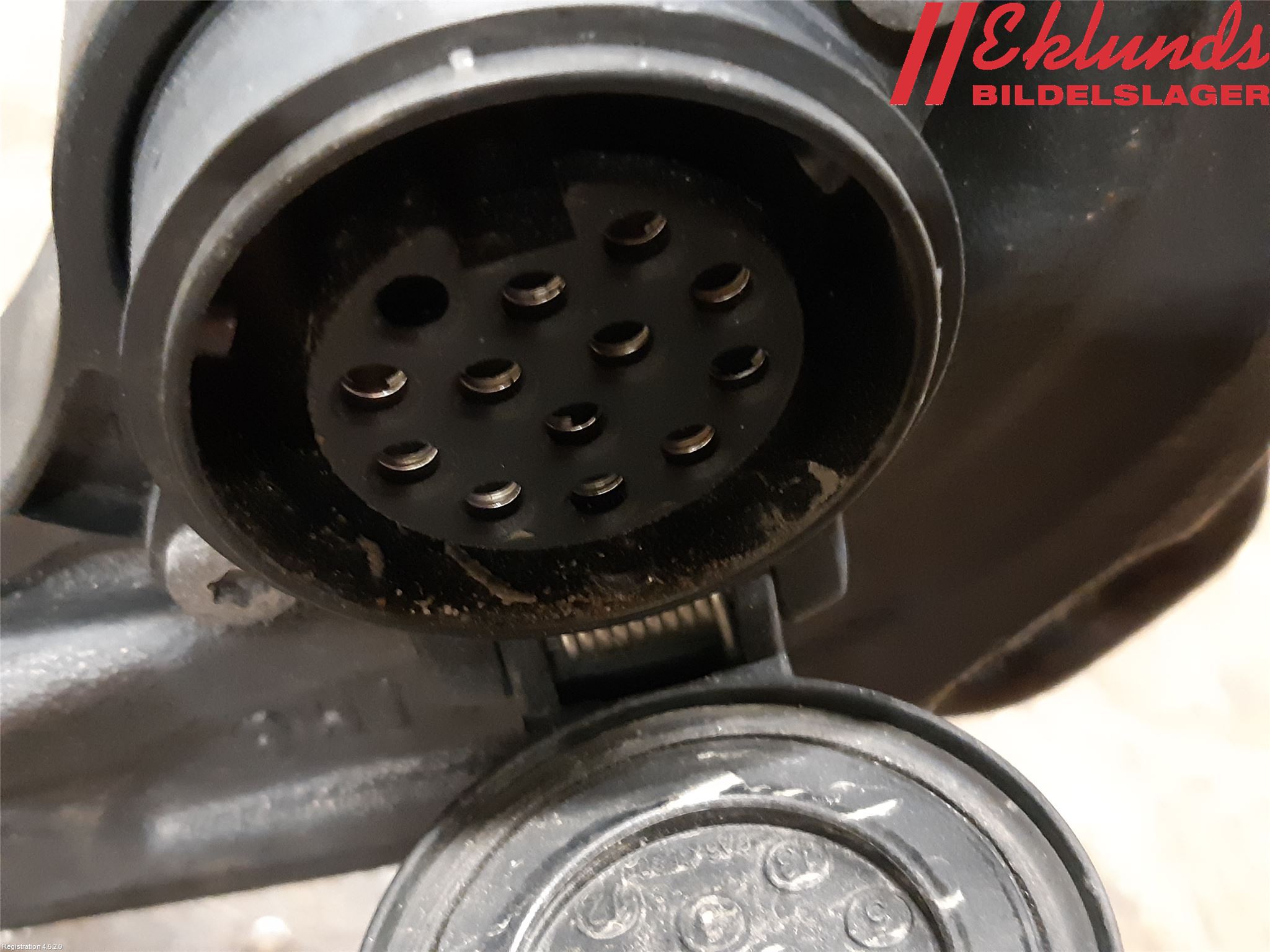 Audi A6 F2/C8 19- Dragkrok