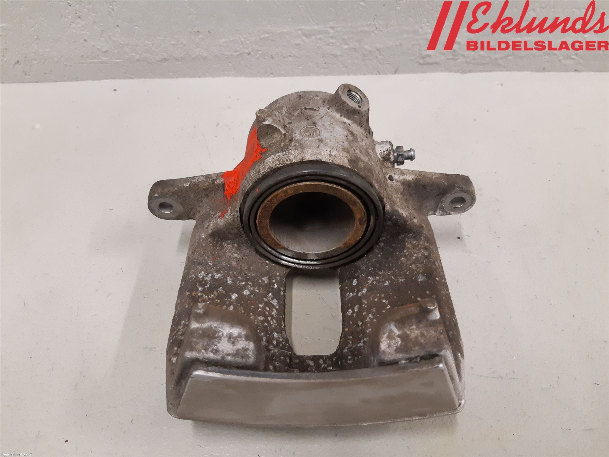 Mercedes-Benz MB C-KLASS (W204) 07-15 Bromsok Fram Vänster