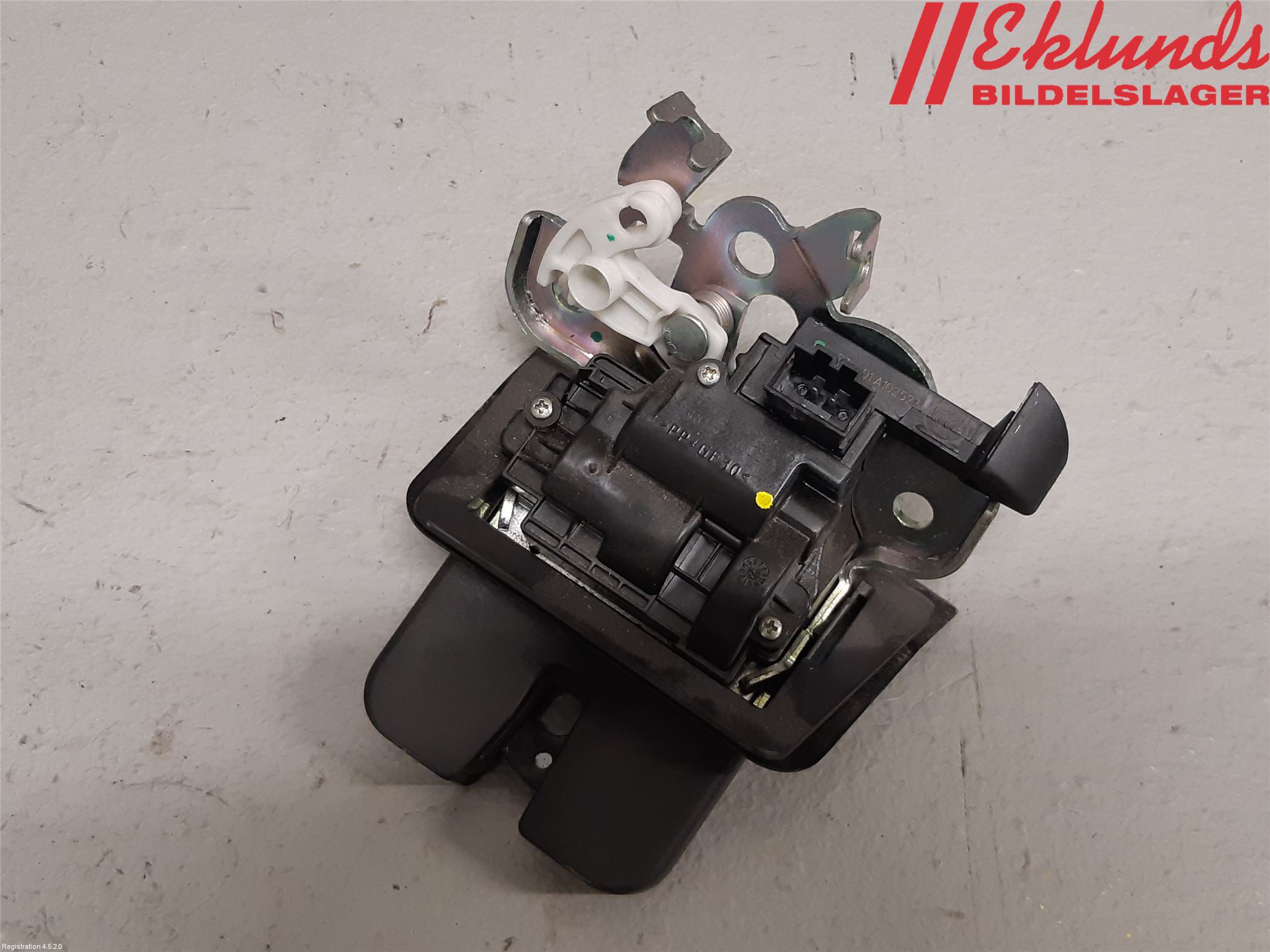 Audi A3/S3 8V 13-20 Låskista Baklucka